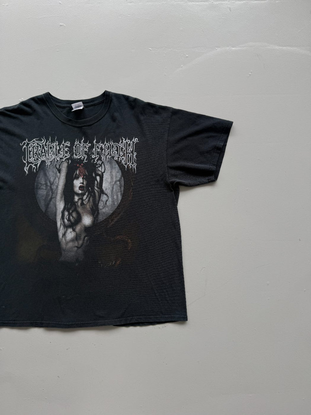 Cradle of Filth Creature from the Black Abyss 00's Vintage Graphic Band T-Shirt