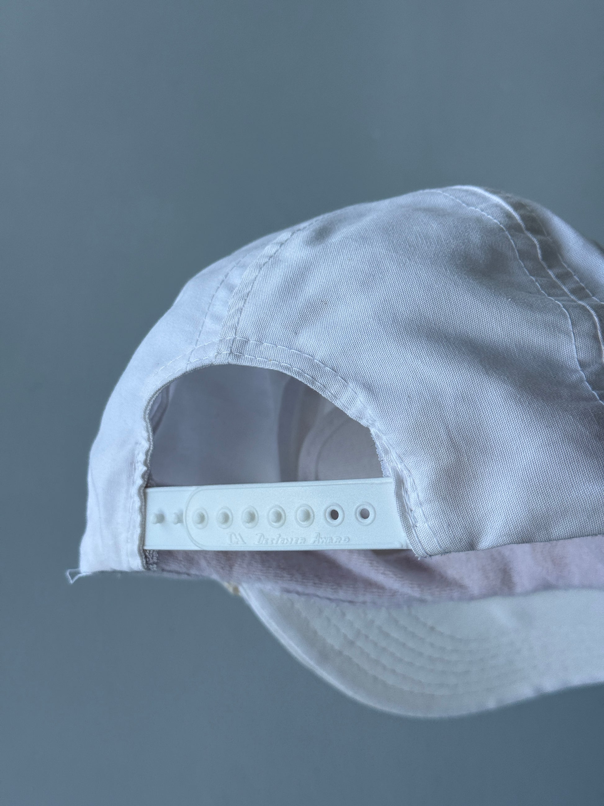 White Federal Express 90's Vintage SnapBack Trucker Cap