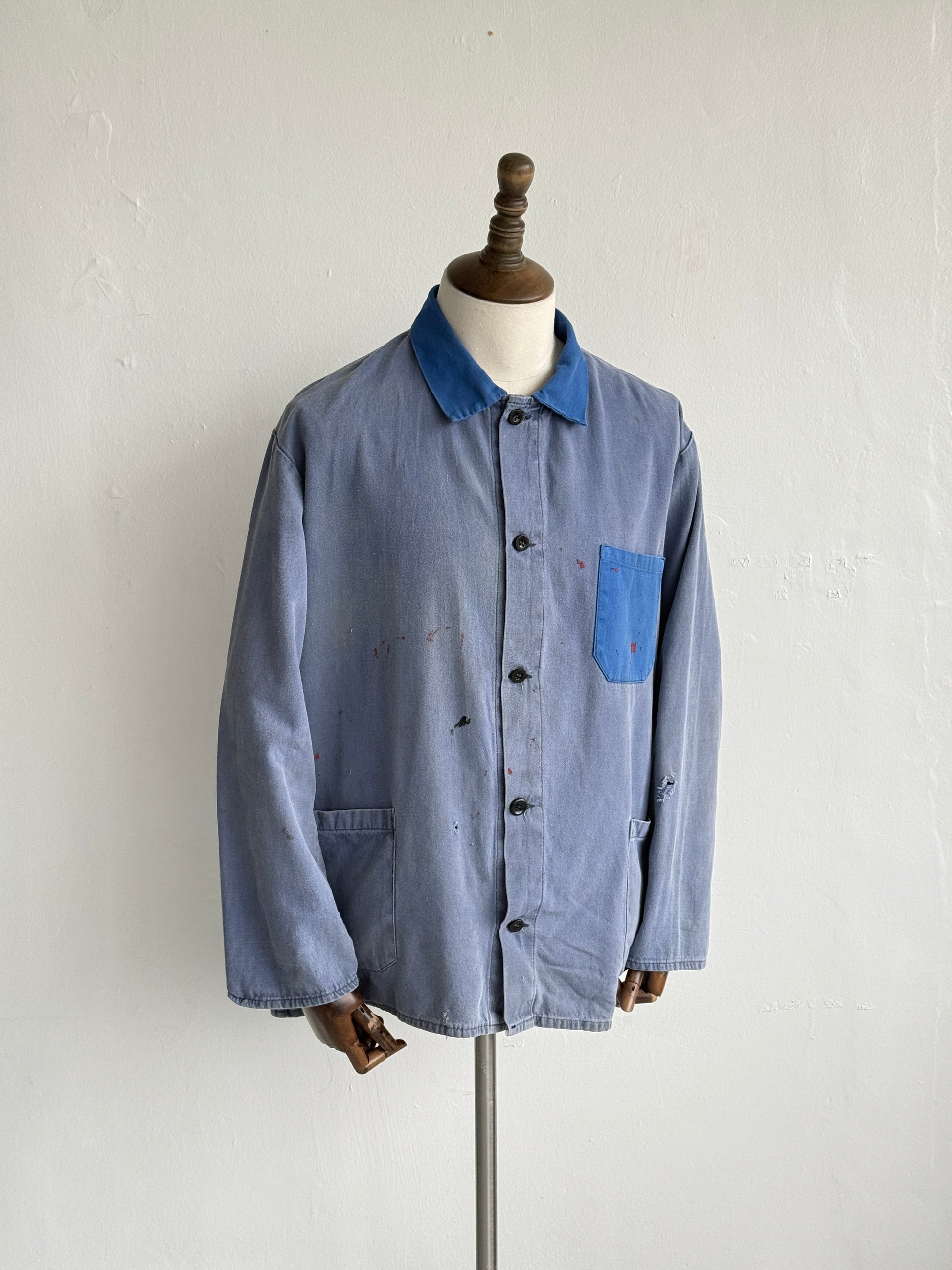 Faded Blue Auto B.O.A.T. French 1960s Vintage Workwear Chore Jacket CH396 - Larg