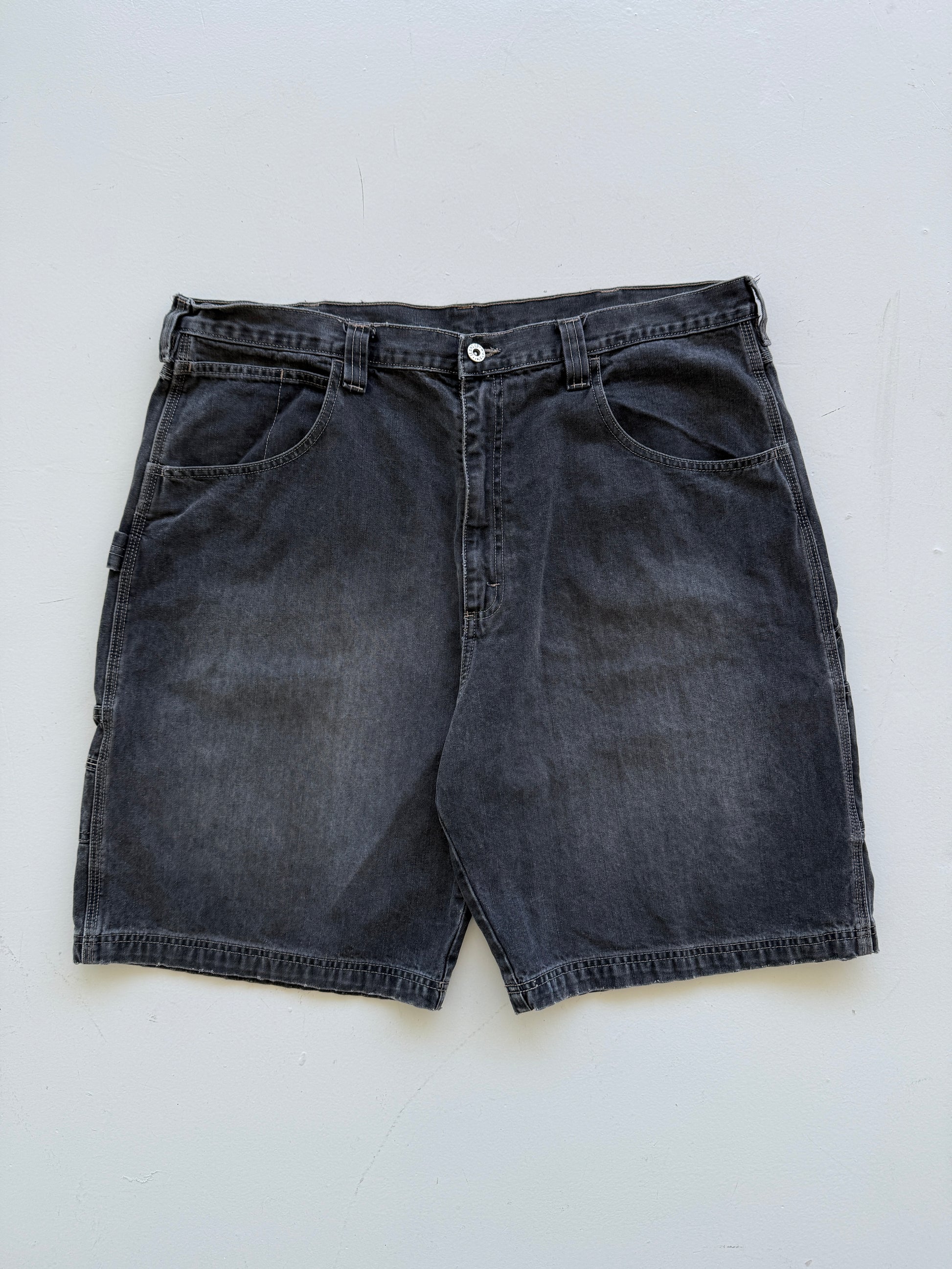 Black Wrangler 00's Vintage Baggy Carpenter Denim Shorts - W42 x L9.5