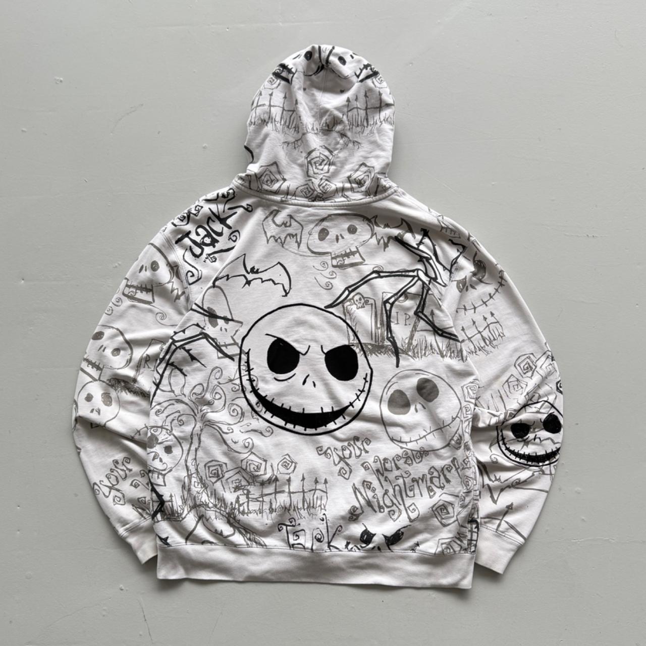 White Nightmare before Christmas 00s Graphic Full-Zip Hoodie - Large