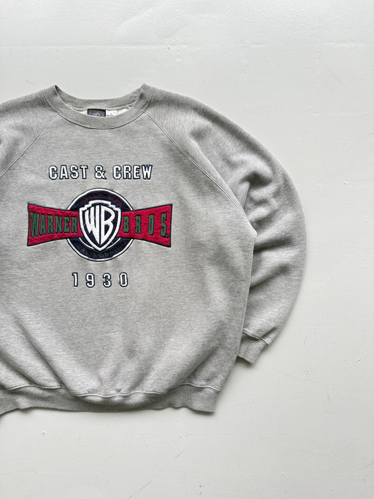 Warner Bros Cast & Crew Hollywood 90's Vintage Sweatshirt - XL