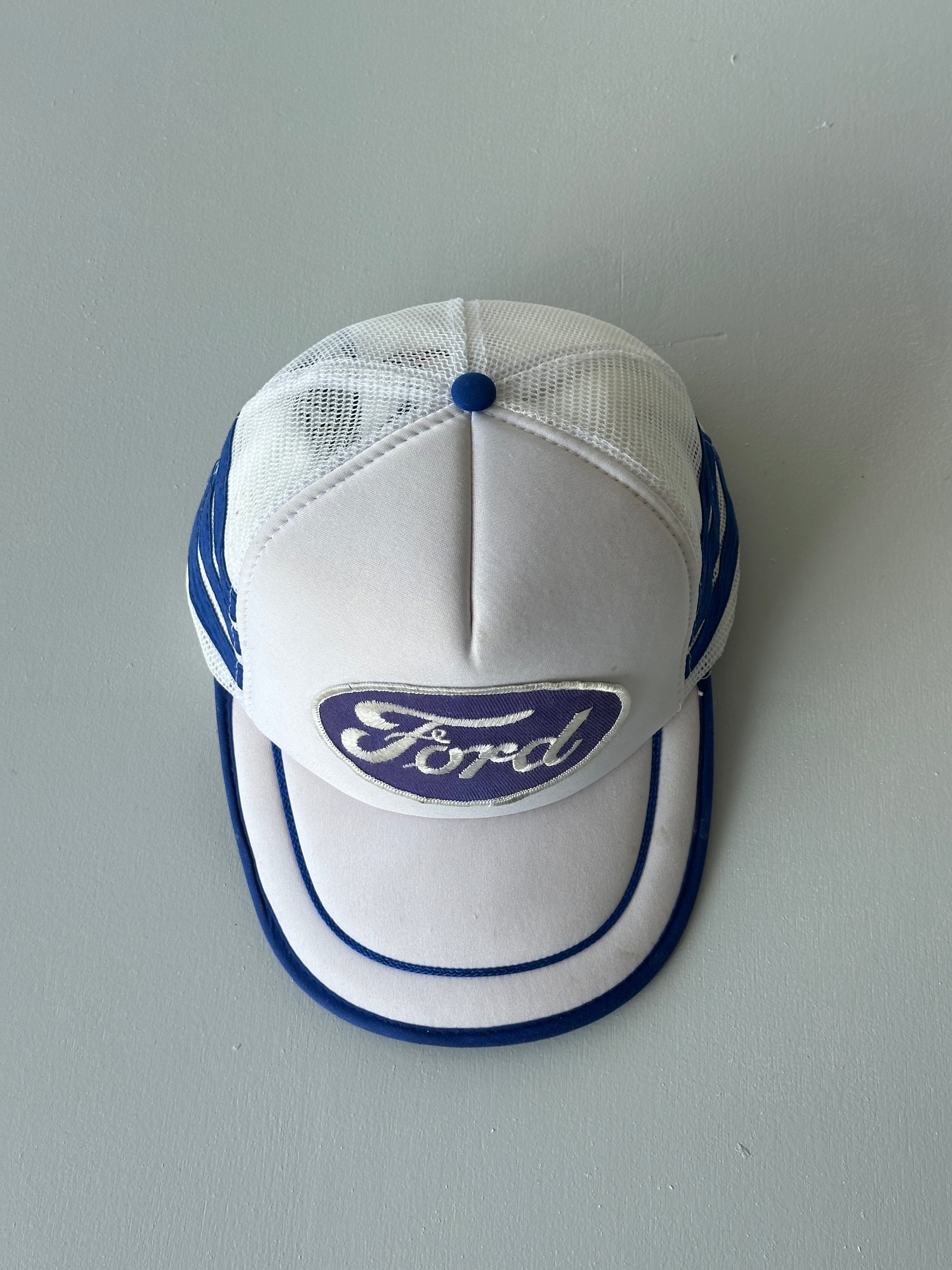 White / Blue Ford 80's Vintage Mesh SnapBack Trucker Cap