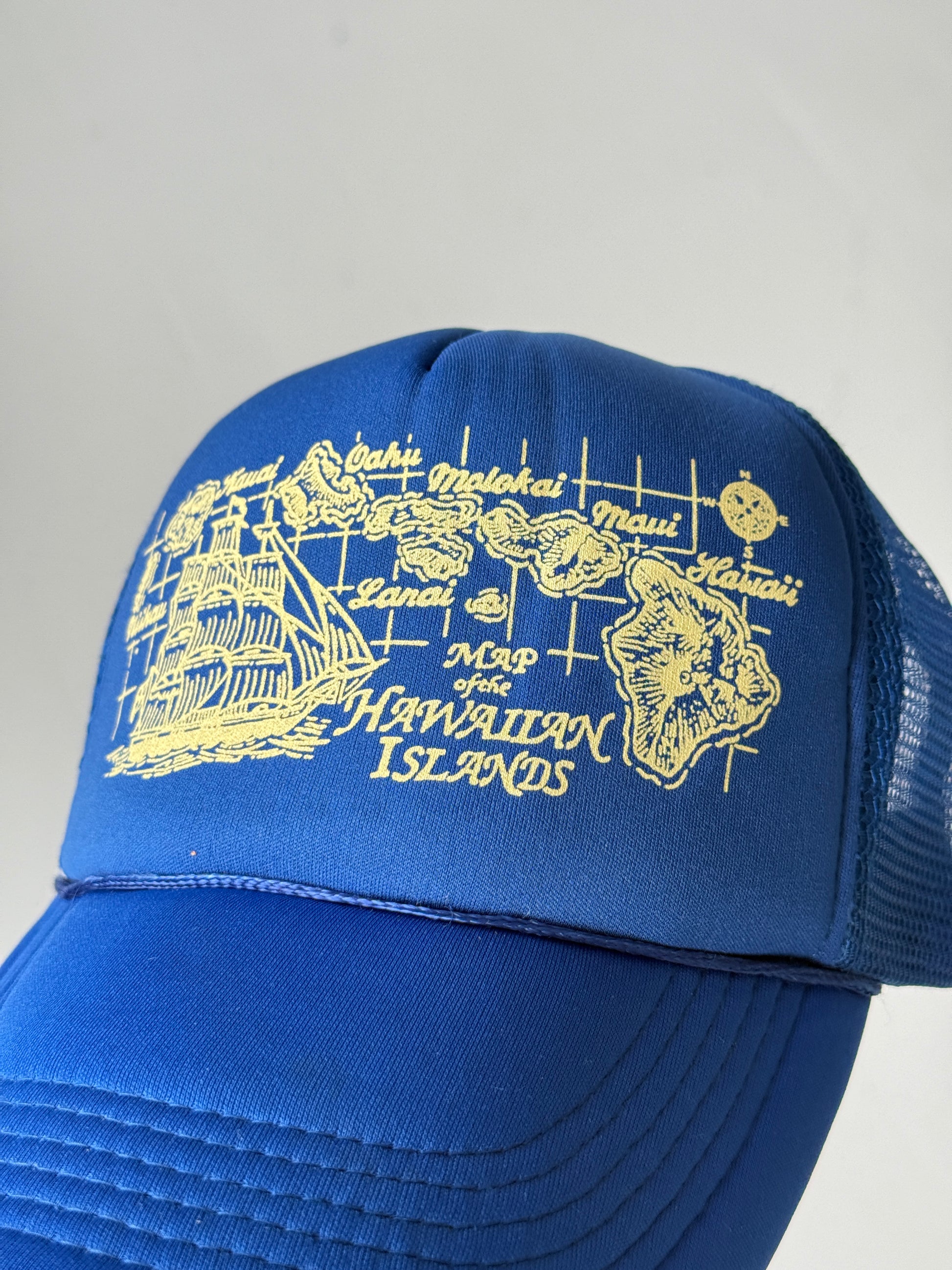 Blue Hawaiian Islands Tourist Vintage Foam and Mesh SnapBack Trucker Cap
