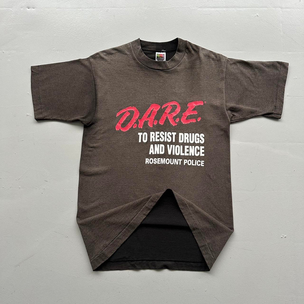 Faded Grey Dare To Keep Kids Off Drugs Vintage 90's Graphic T-shirt - Medium