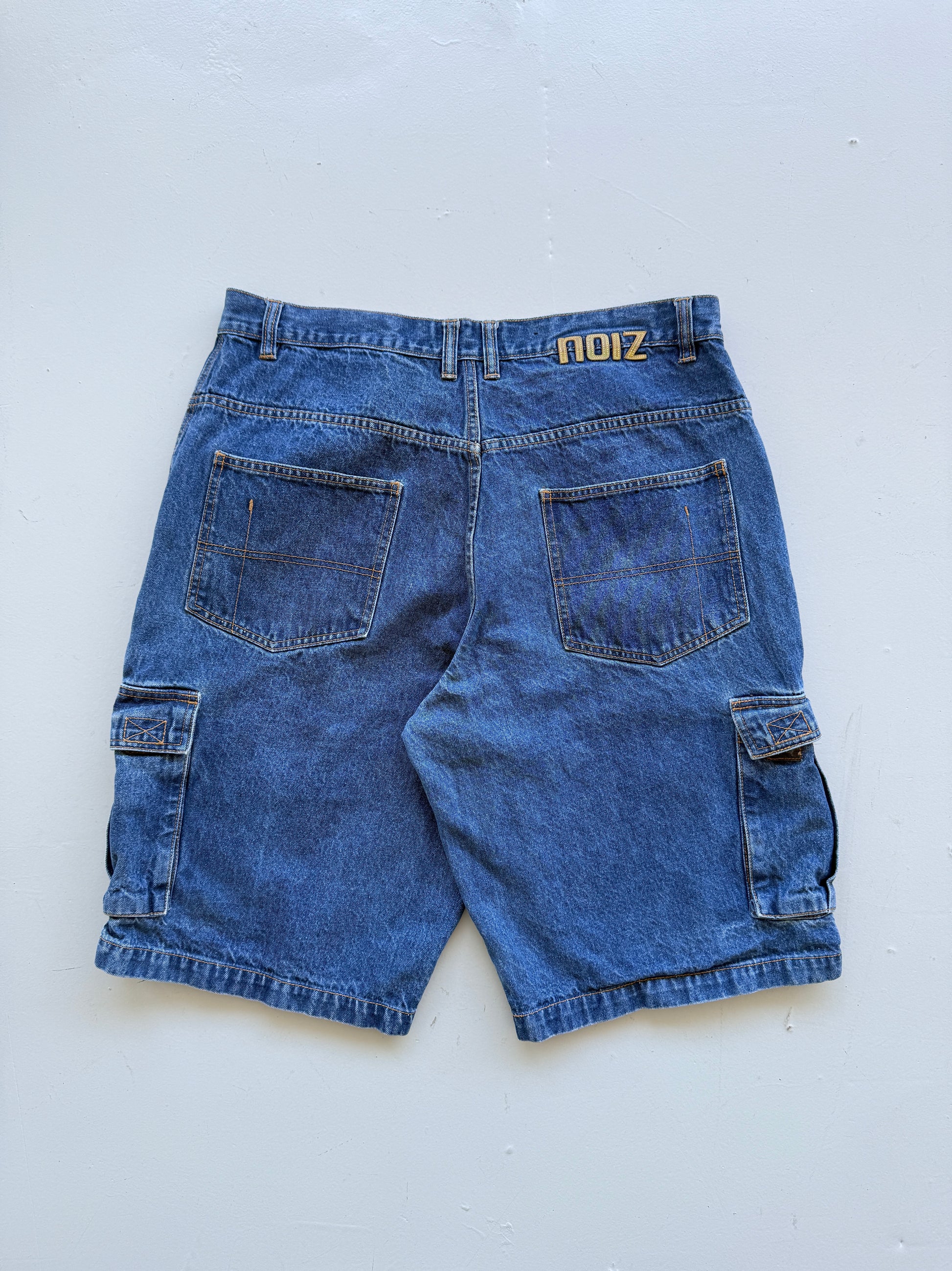 Mid Blue Noiz 00's Vintage Y2K Baggy Hip Hop Cargo Denim Shorts - W38 x L11