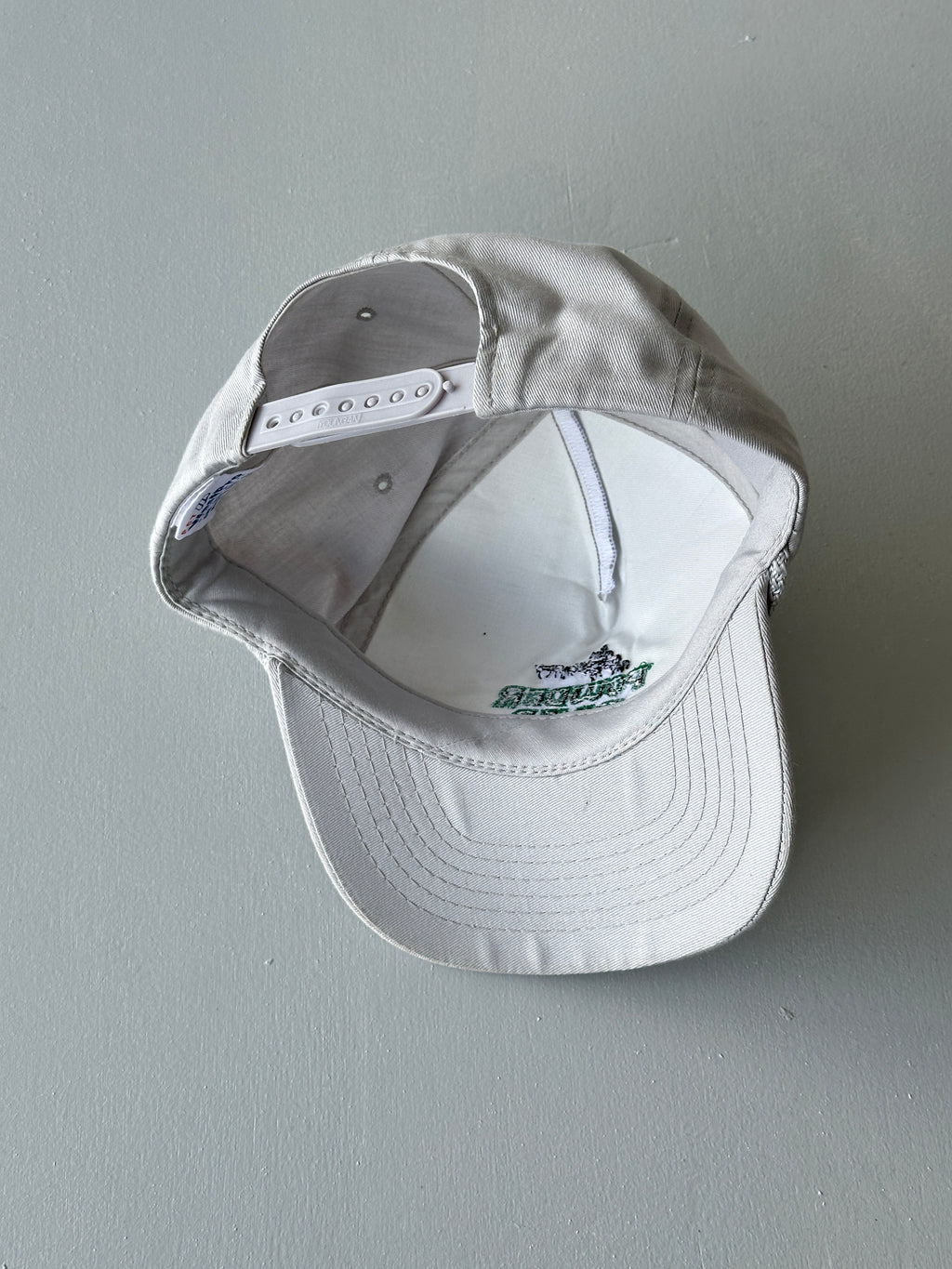 Grey Powder River 90's Vintage SnapBack Trucker Cap