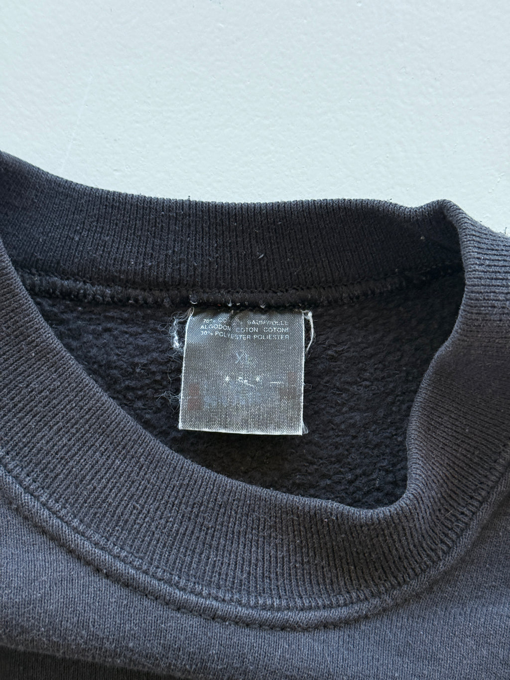 Black Ireland 90's Vintage Graphic Tourist Sweatshirt Jumper - Large