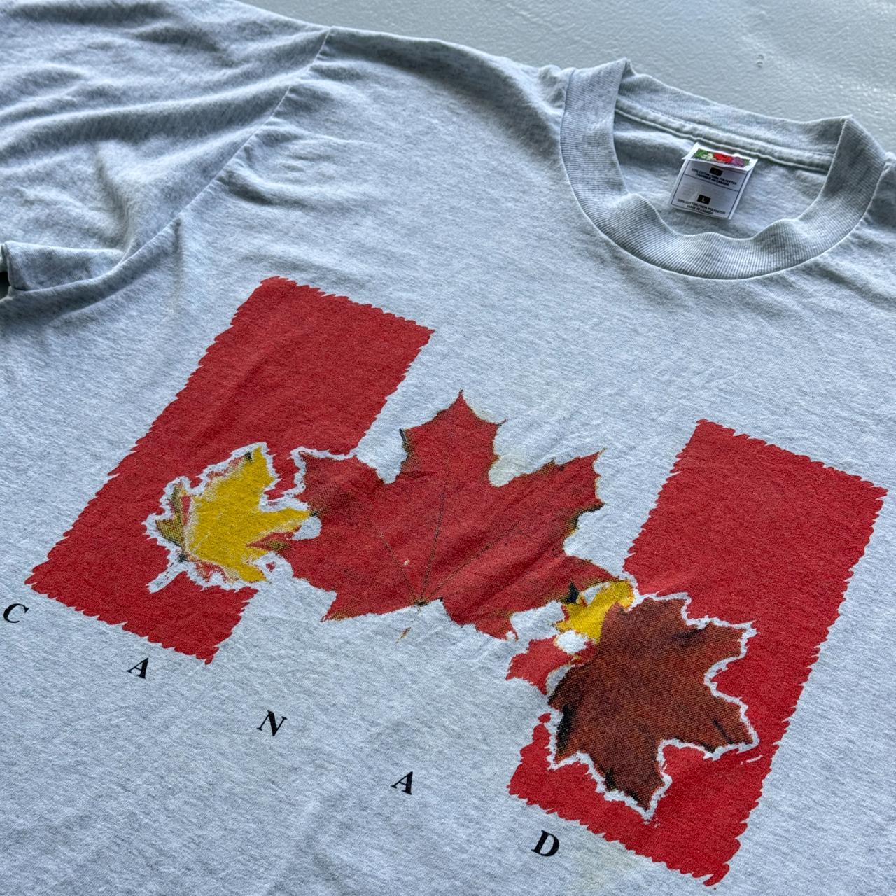 Grey Canada Tourist Vintage 90s T-shirt - Large