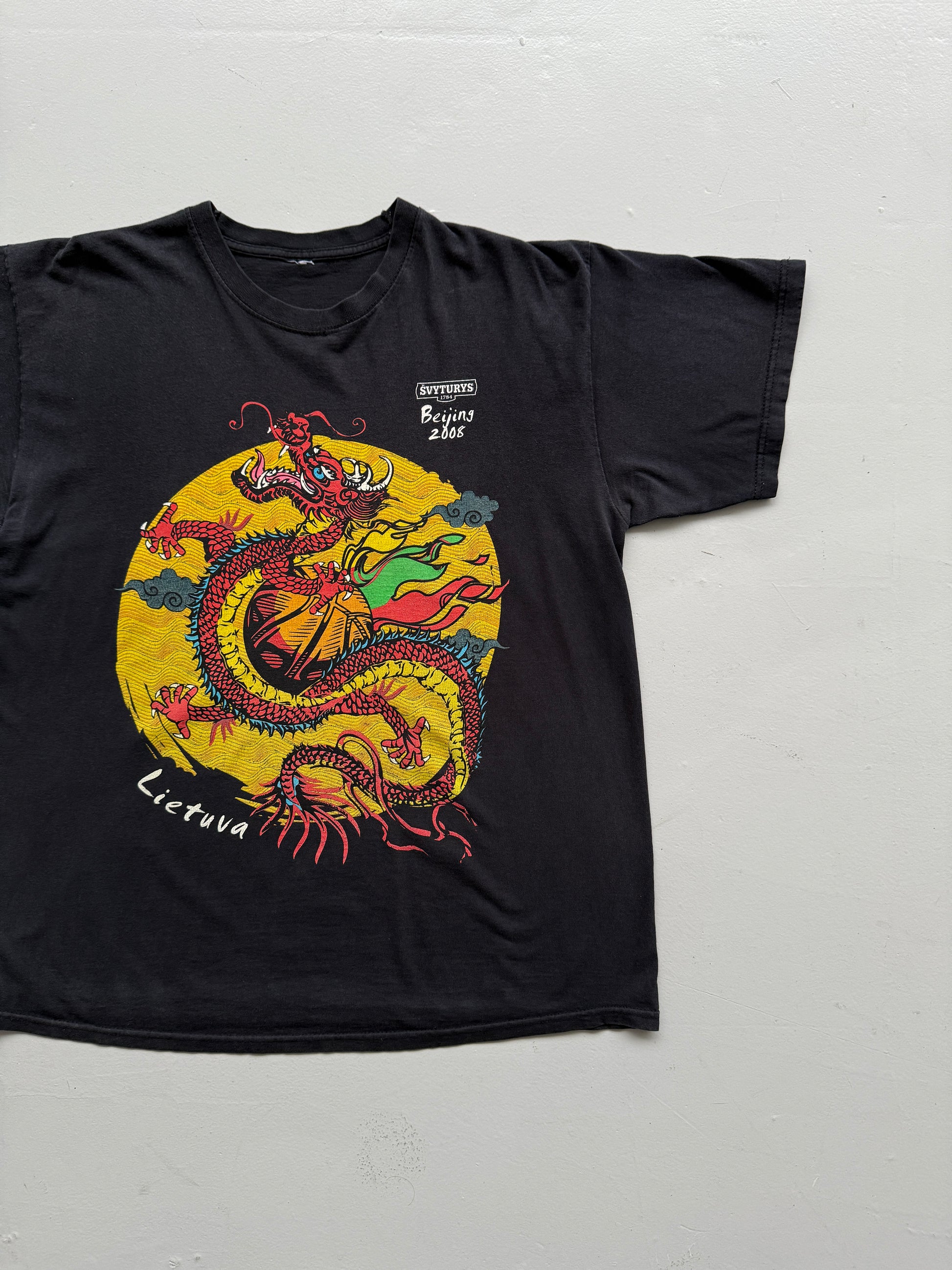 Black Chinese Dragon 00's Vintage Graphic Tourist T-Shirt - Large