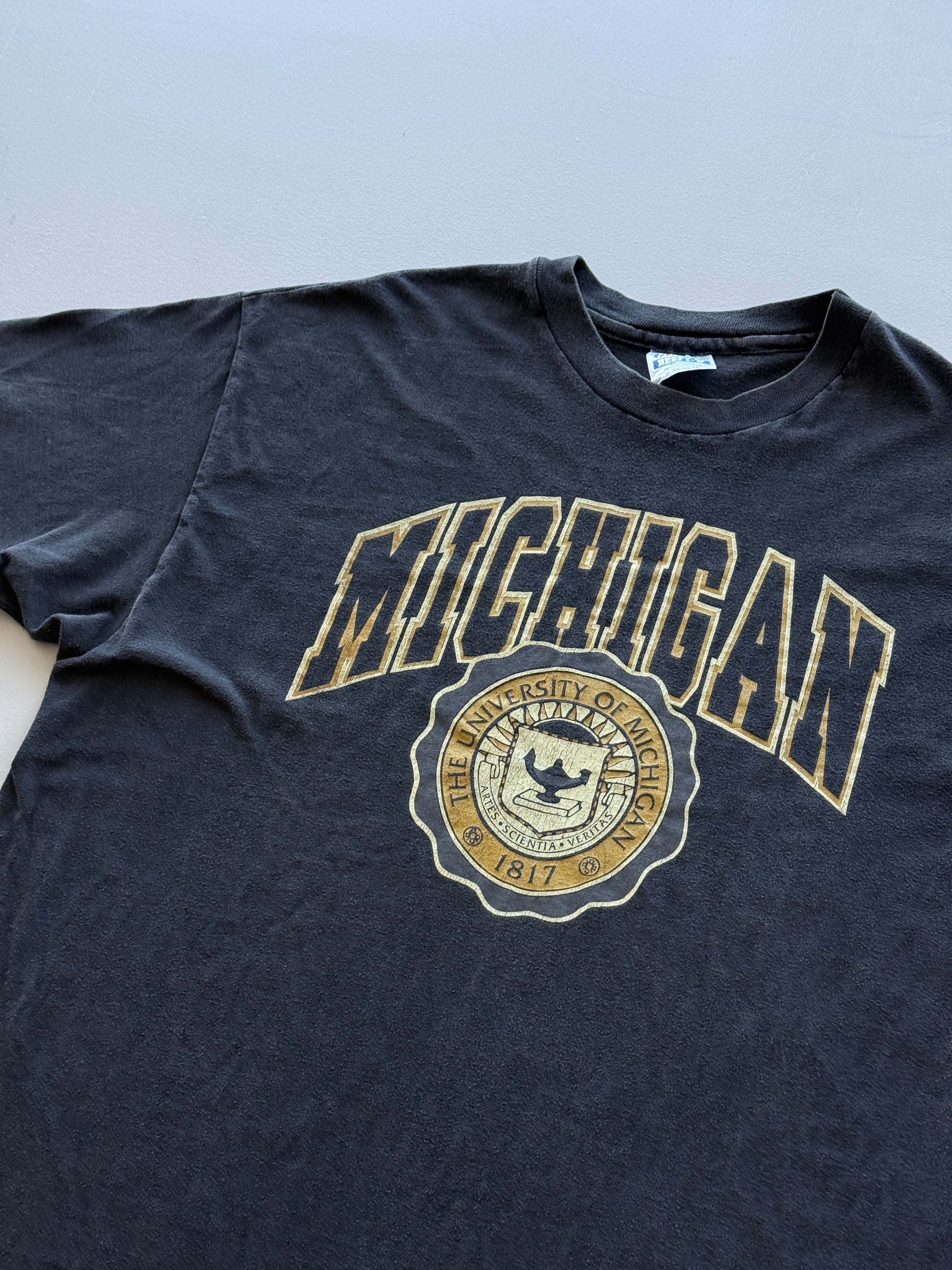 Black University of Michigan 90's Vintage Single Stitch Graphic T-Shirt - Large