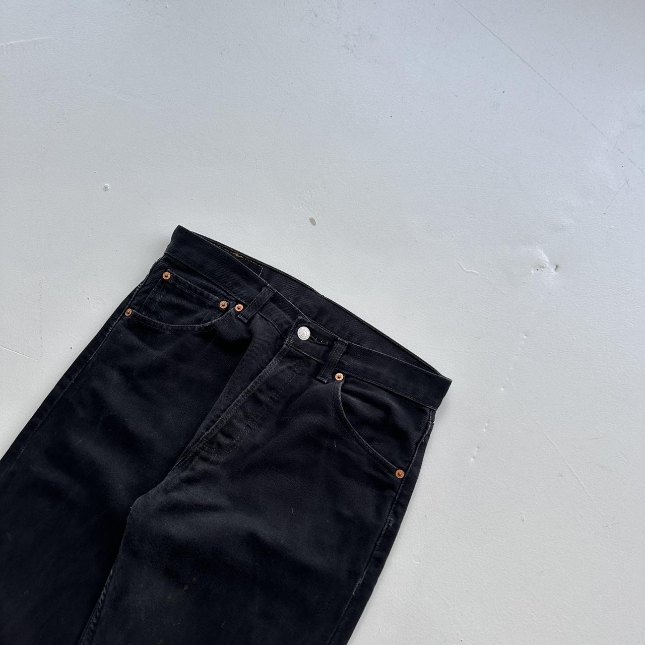 Black Vintage Levi's 590 - 30" x 30"