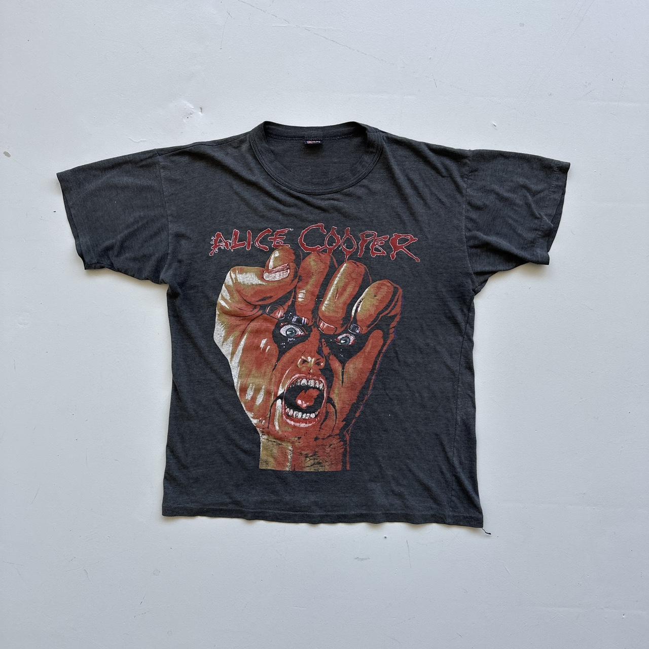 Alice Cooper "Raise Your Fist and Yell" 1987/88 Vintage T-shirt - Medium