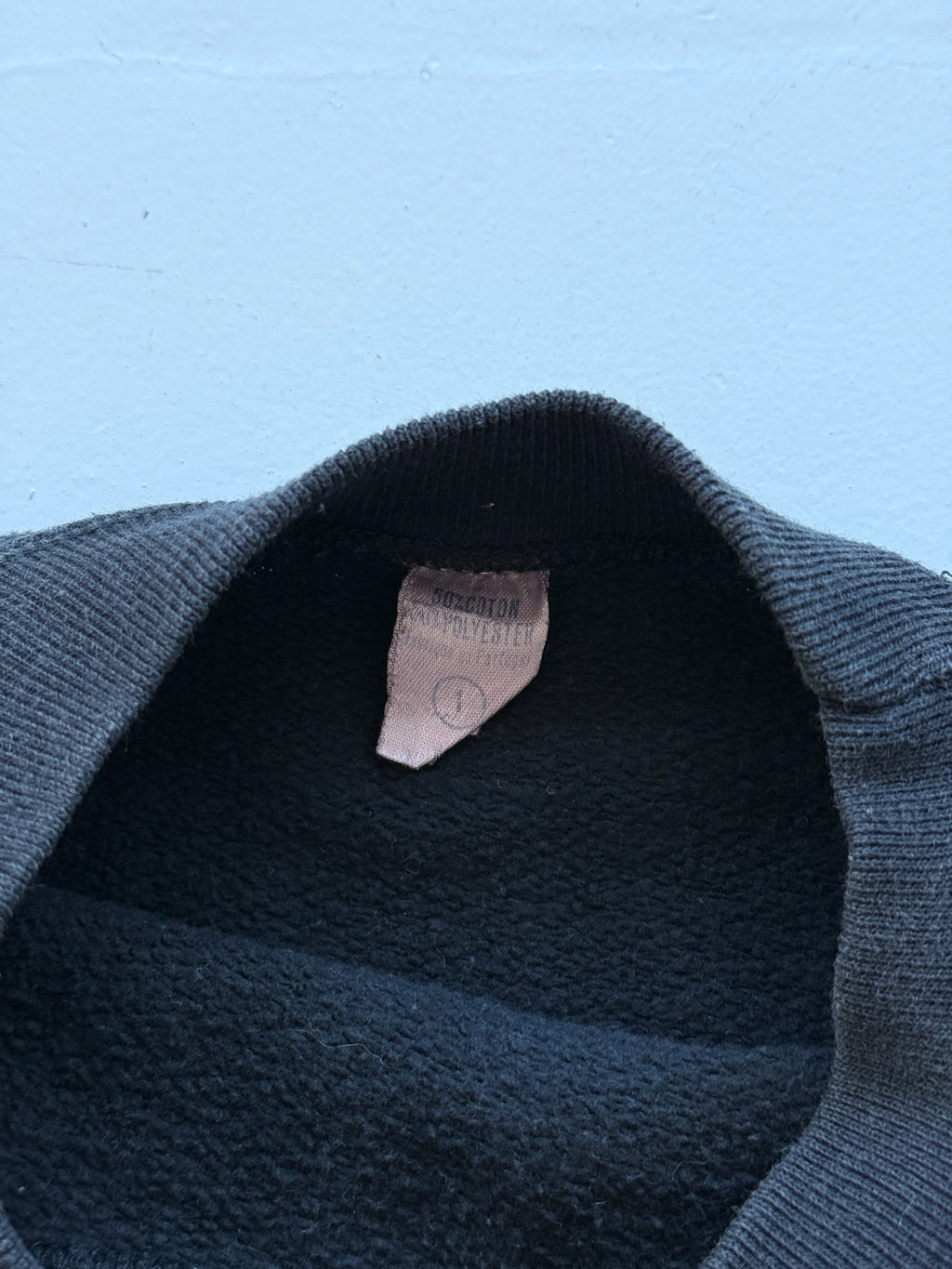 Black Twirling 90's Vintage Graphic Sweatshirt Jumper - Small