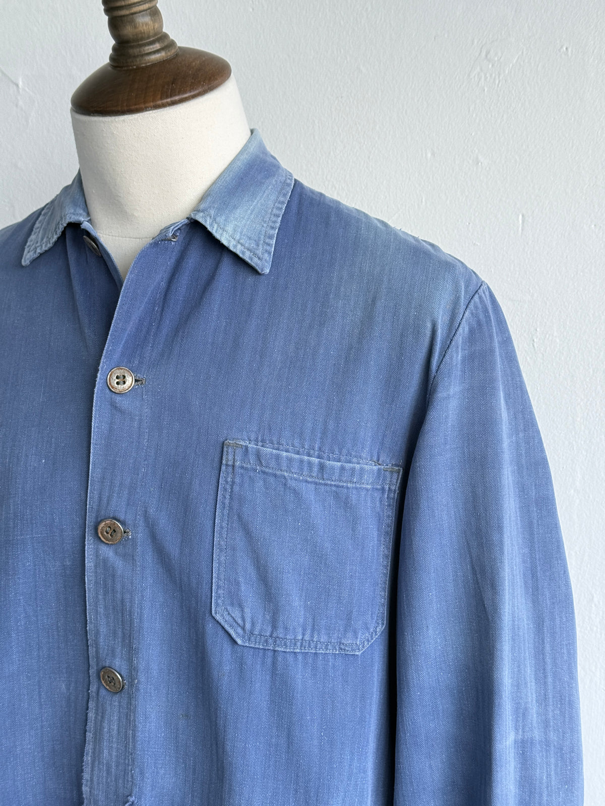 Faded Blue French 1950's Vintage Workwear Chore Jacket CH463 - Small