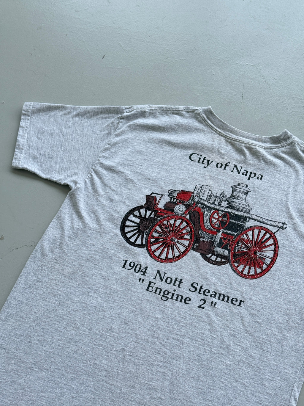 Grey Firefighters Museum 90's Vintage Graphic Tourist T-Shirt - Small