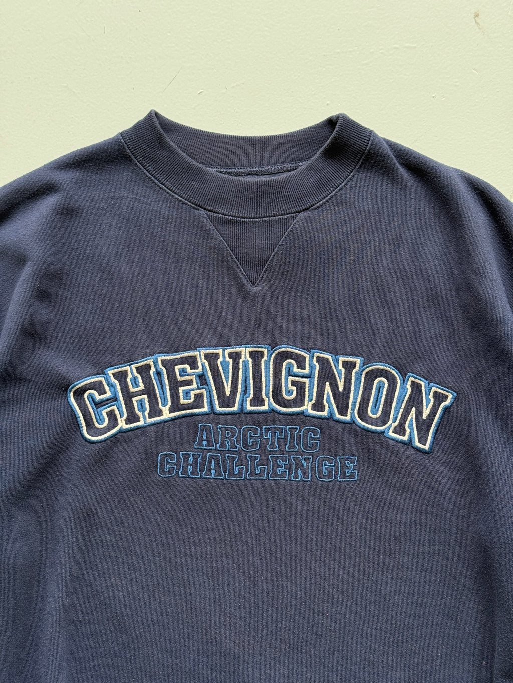 Chevignon Arctic Challenge 90's Vintage Sweatshirt - Medium