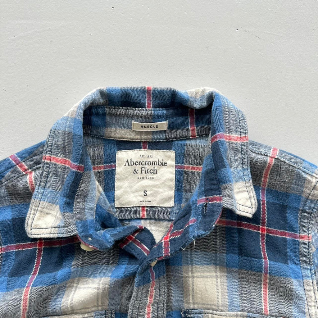 Abercrombie & Fitch Muscle Fit 00s Vintage Long sleeve - Small
