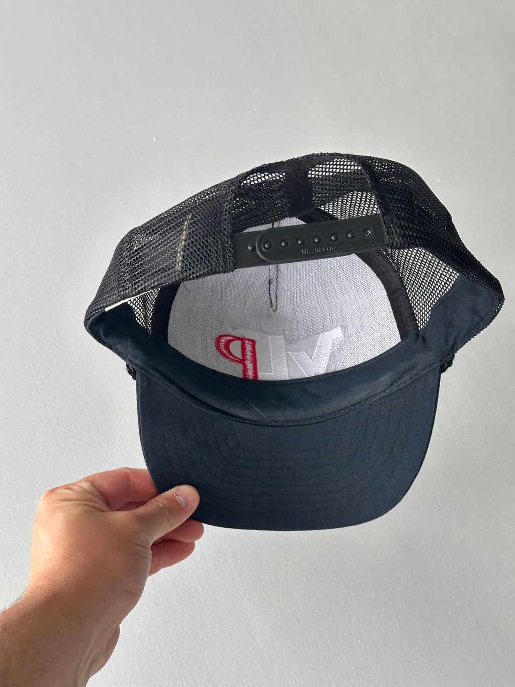 Black VLP Victor L. Phillips Co. 90's Vintage Mesh SnapBack Trucker Cap