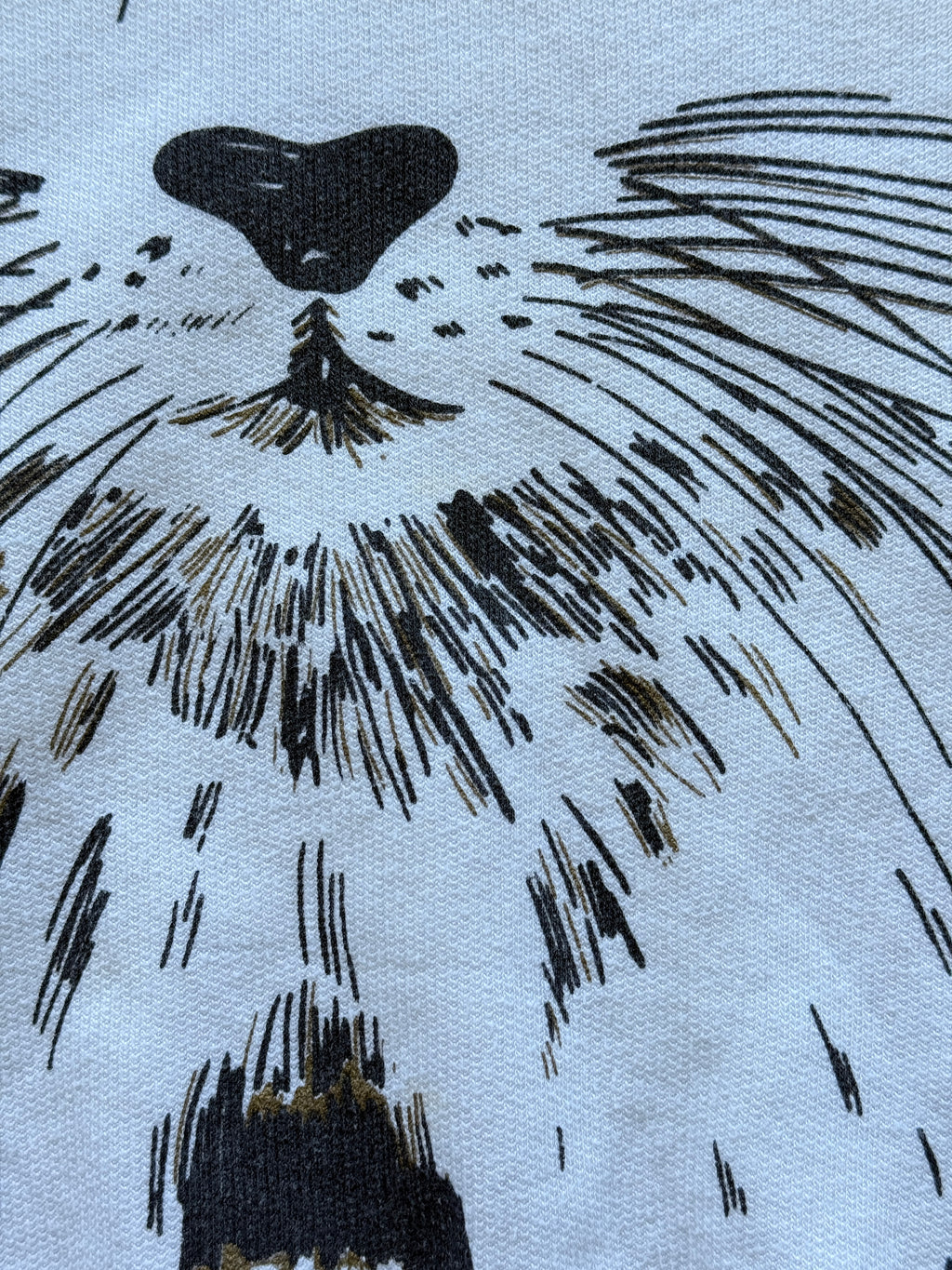 White Cat Graphic 80's Vintage Quarter Zip Sweatshirt - Medium