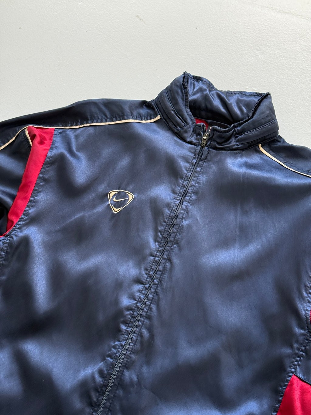 Nike Team 90's Vintage Track Jacket - Small