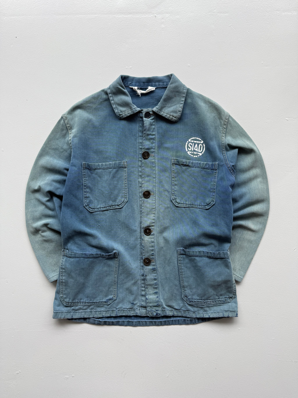 Thrashed Faded Blue Chore Jacket 70's Vintage French Workwear CH156 - Medium