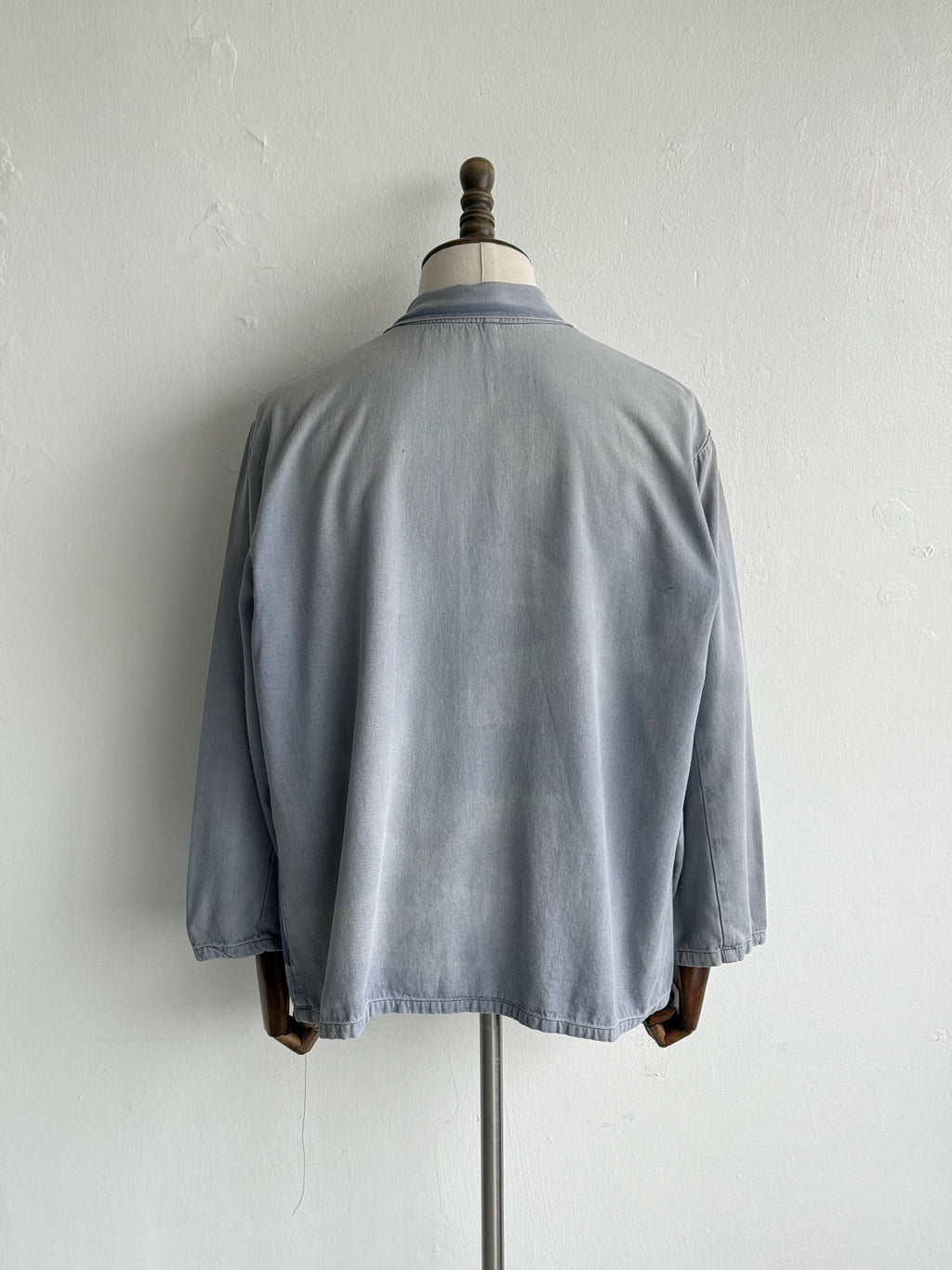 Faded Blue French 1960's Vintage Ghost Pocket Chore Jacket CH448 - Large