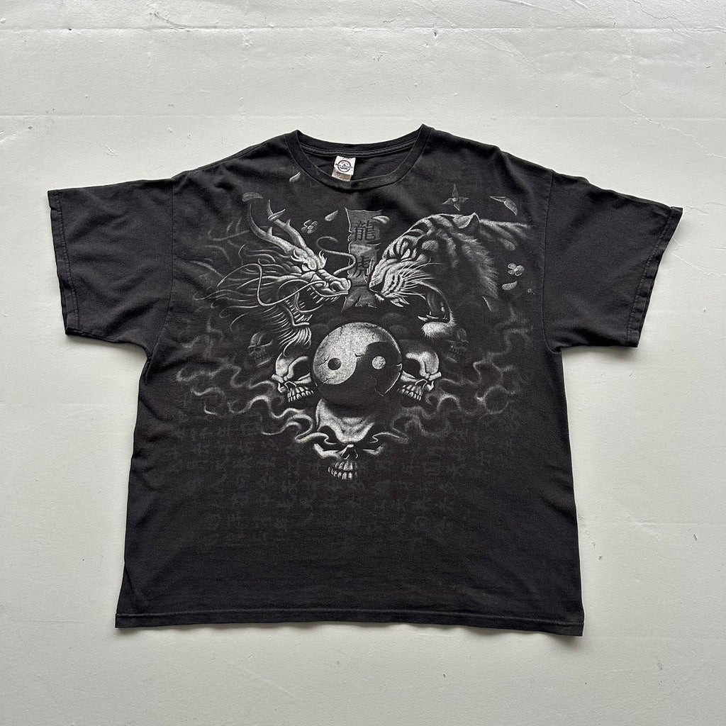 Black Tribal Gothic Y2K 00s Vintage Graphic T-Shirt - 2XL