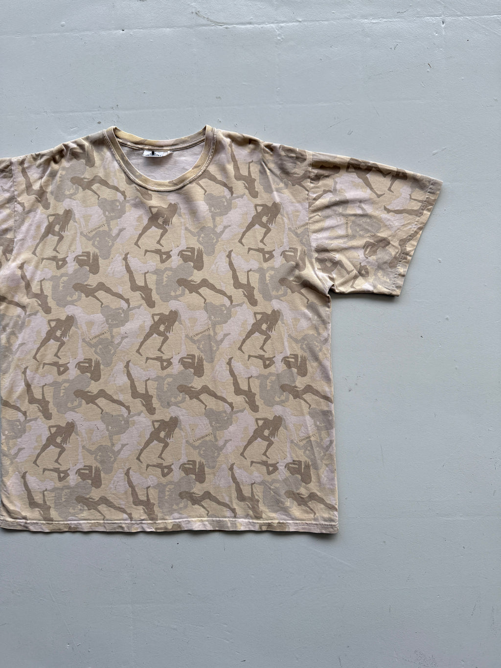 Camo Novelty Nude Silhouette 00's Camouflage T-Shirt - XL