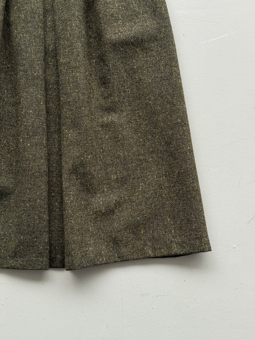 Dark Green Woollen 80's Vintage Midi High Waisted Pleated Pencil Skirt - UK 12