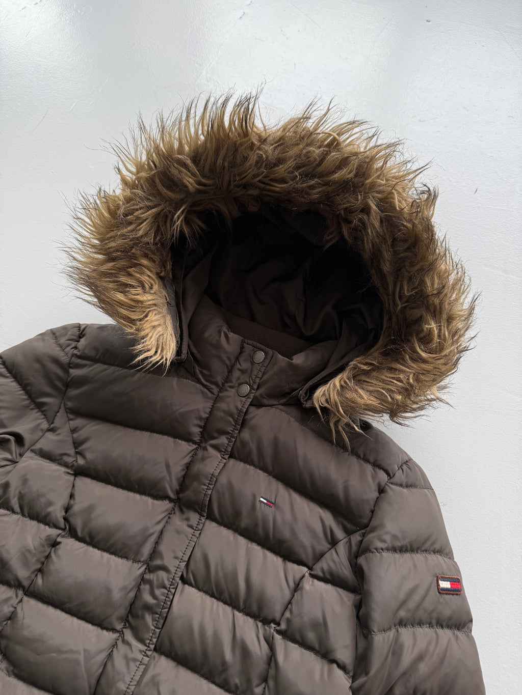 Brown Tommy Hilfiger 00's Vintage Y2K Insulated Puffer Jacket - Small