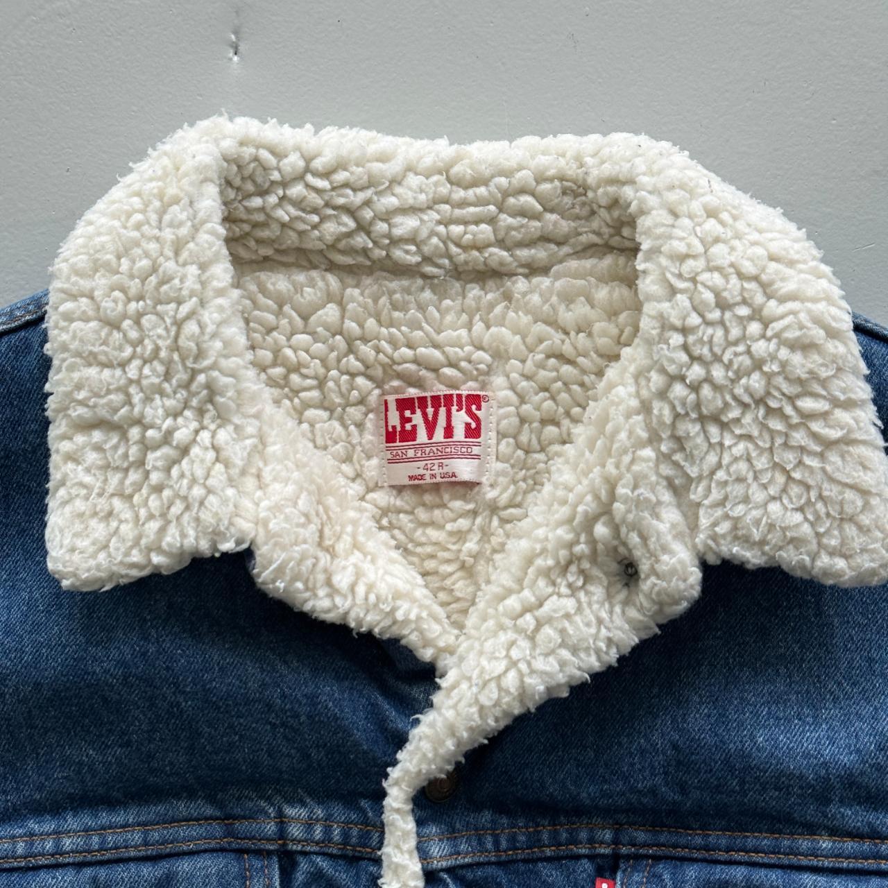 Vintage Levi's Denim Sherpa 80's Lined Jacket - Large