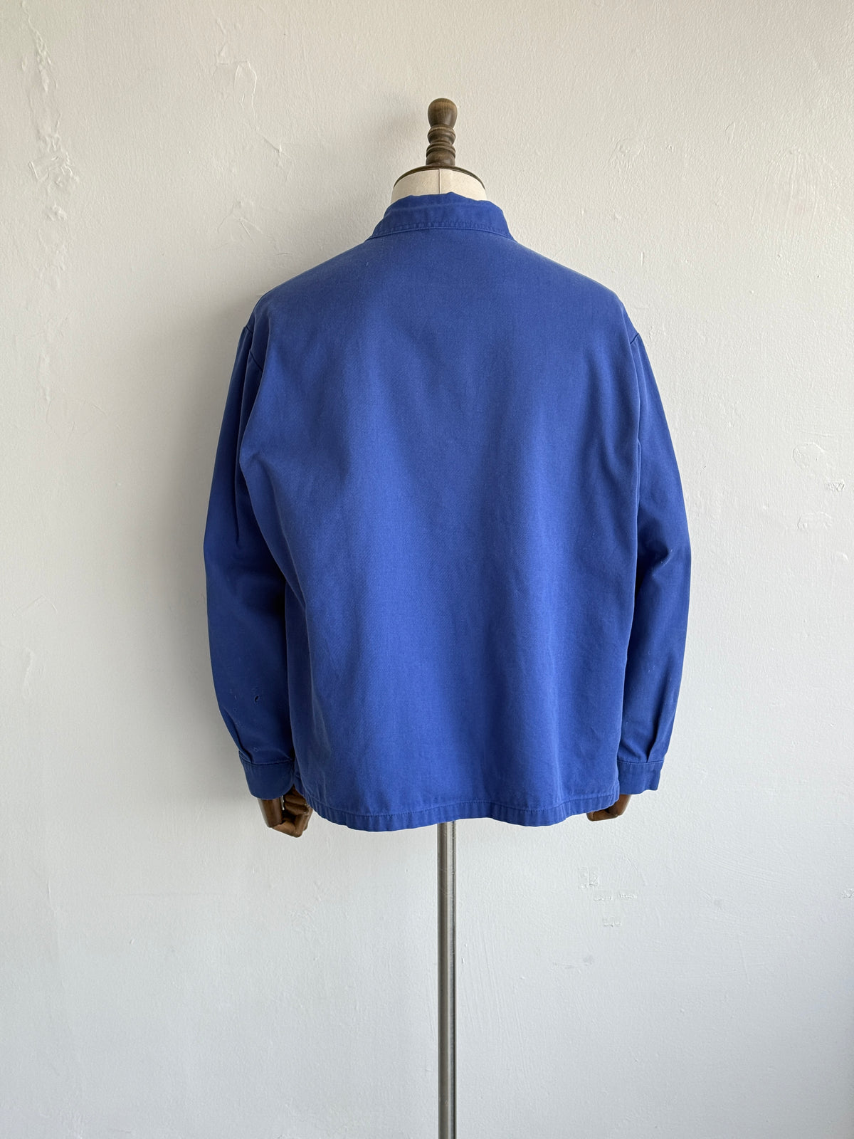 Thrashed Blue French 80's Vintage Workwear Chore Jacket CH516 - Large