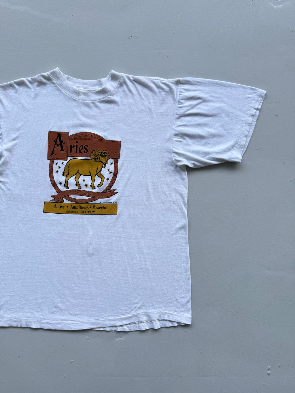 White Aries 90's Vintage Graphic Single Stitch T-Shirt - Large
