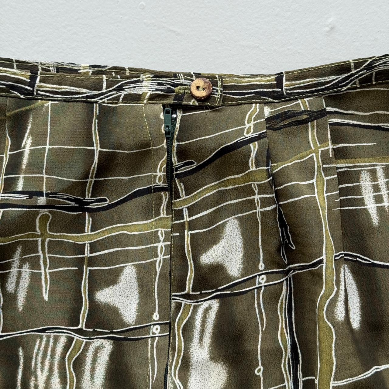 Green Lightweight Summer Vintage Maxi Skirt - Size 8 - 26” x 30”
