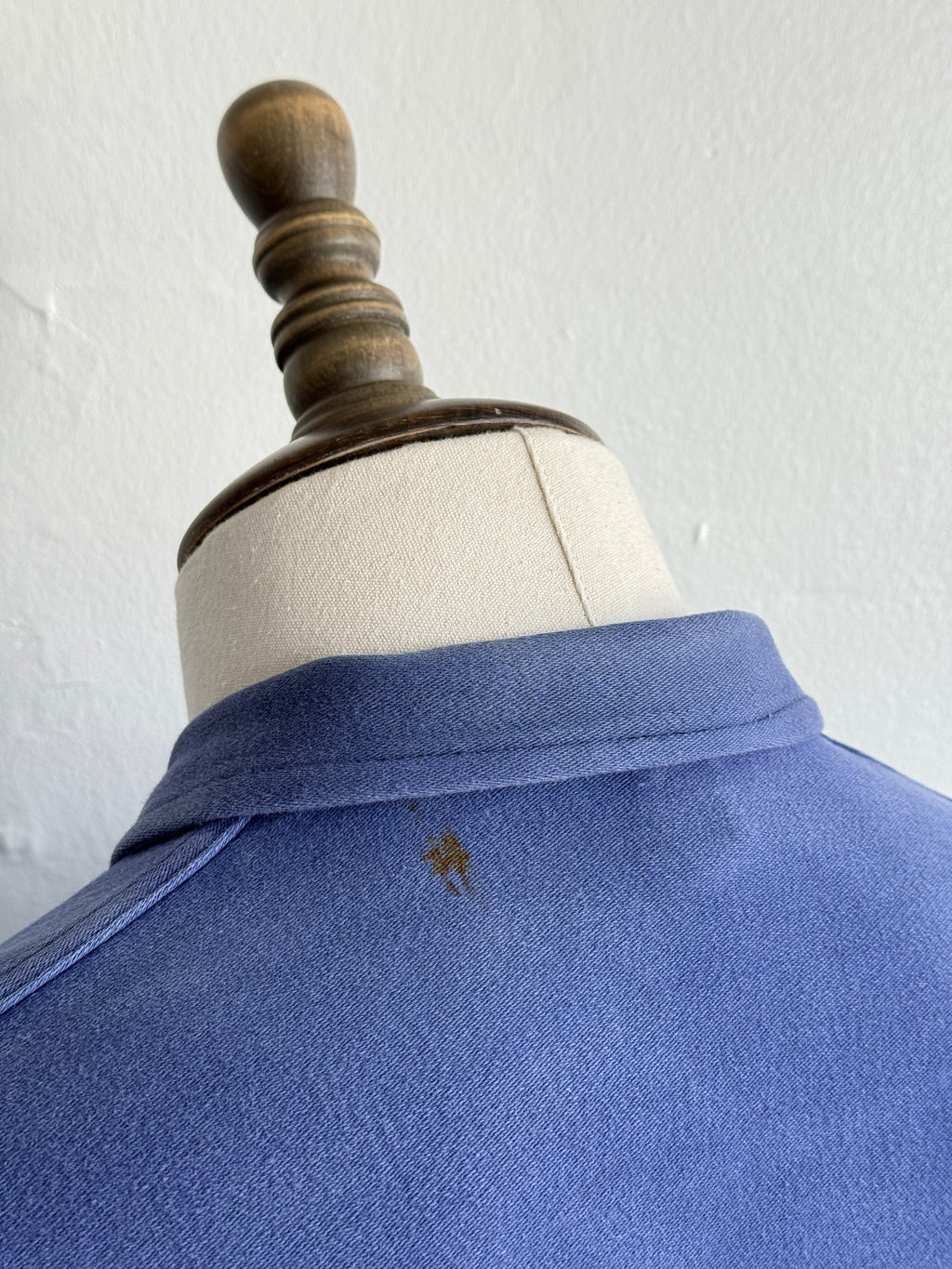 Faded Blue French 1960s Vintage Workwear Chore Jacket CH475 - Medium