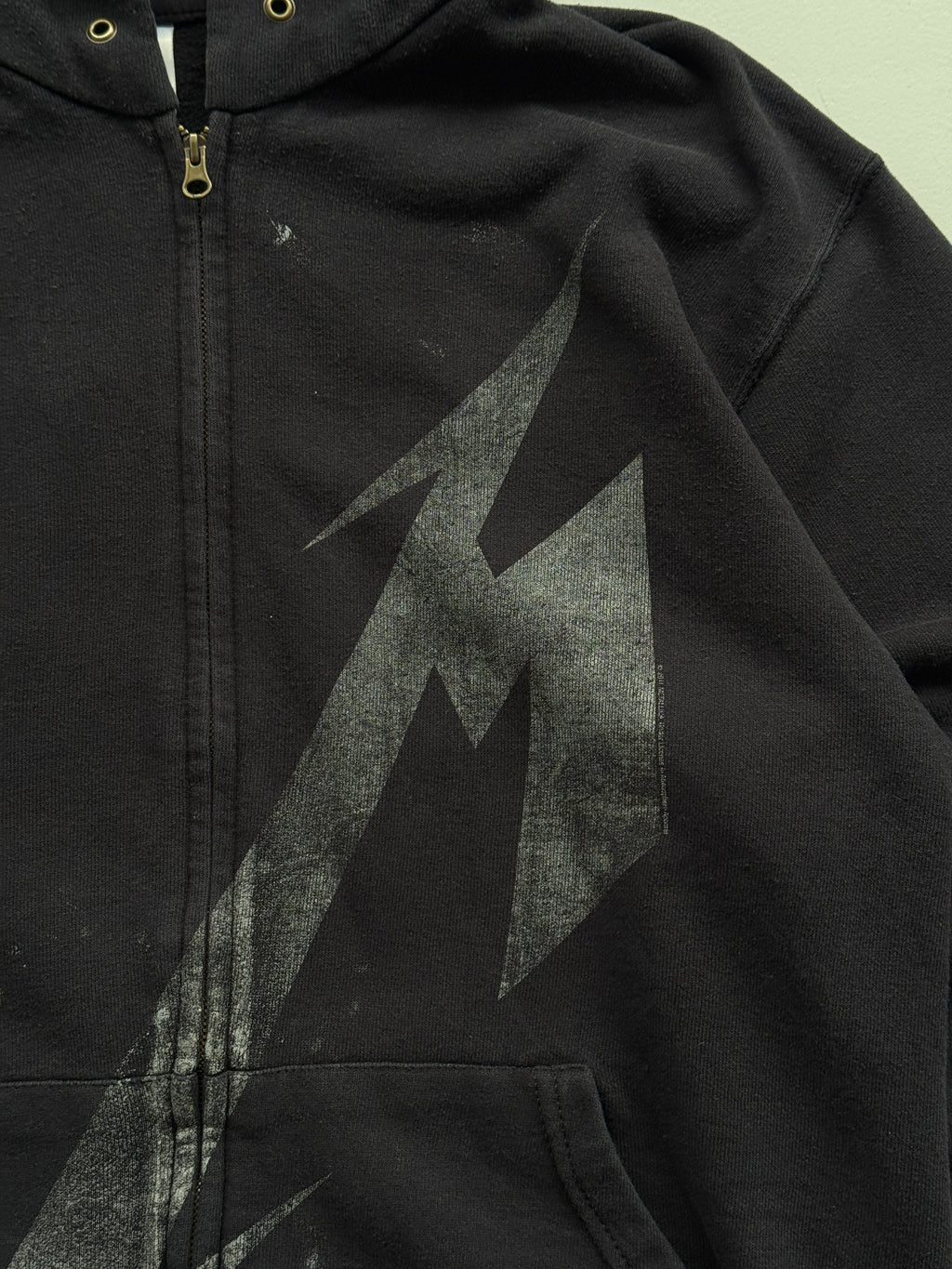 Metallica Since 1981 Vintage Zip-Up Hoodie - Medium