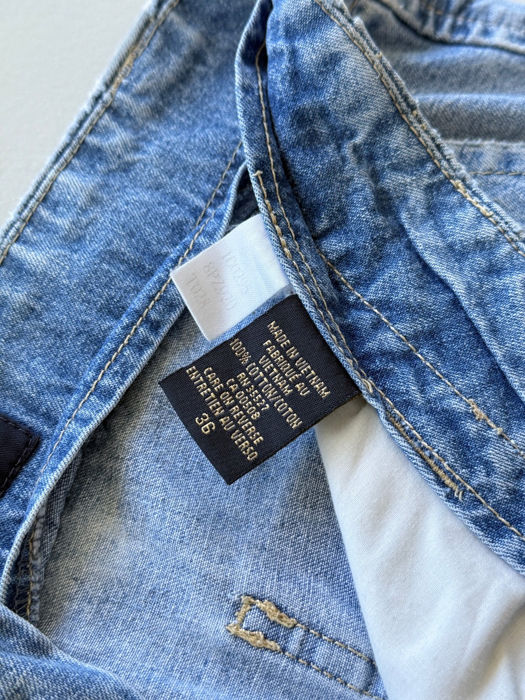 Light Blue Le Jean De Marithe Francois Girbaud 90's Vintage Cargo Shorts - W36