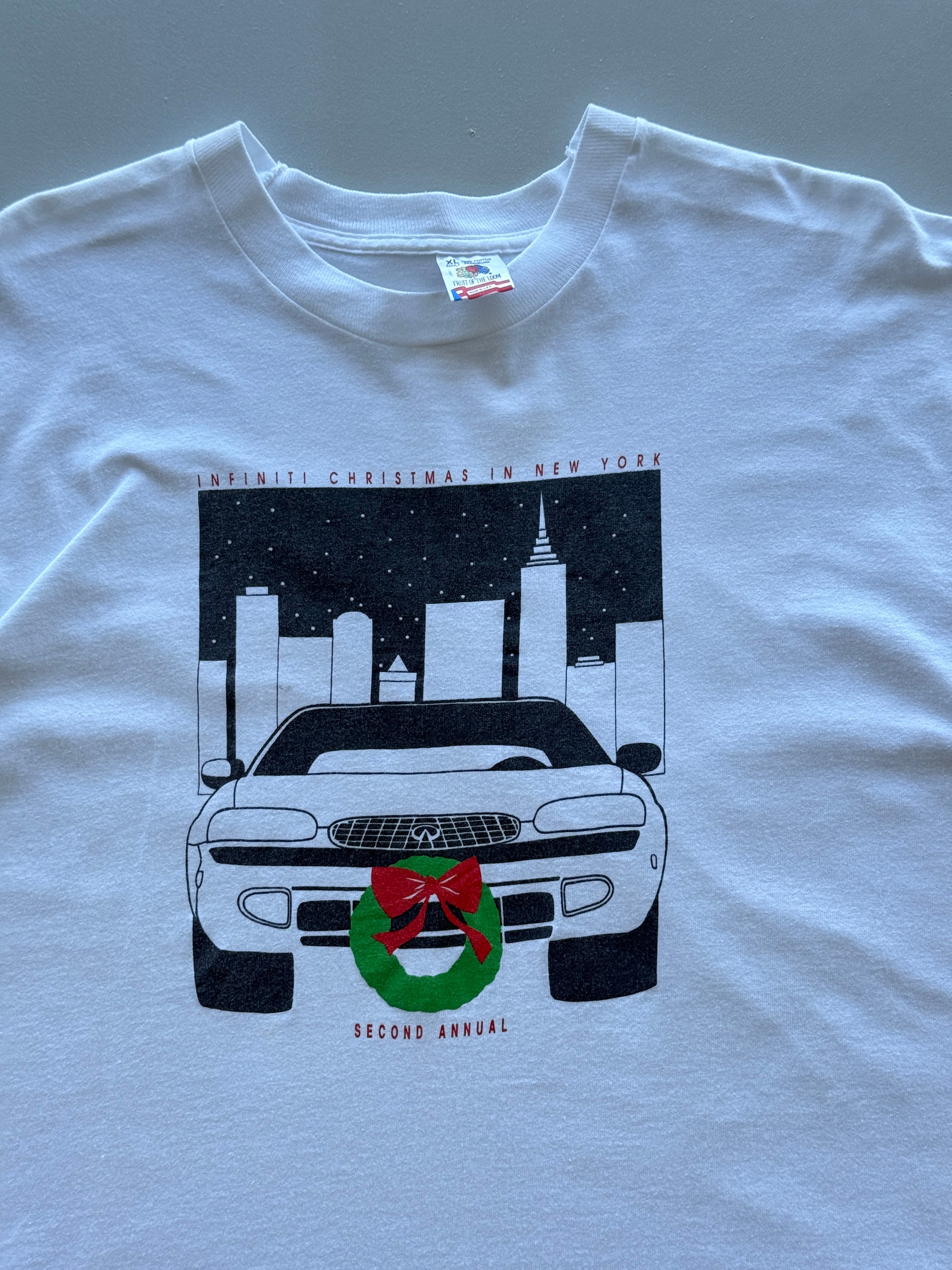 Infiniti Christmas in New York 90s Vintage Single Stitch T-Shirt - Large