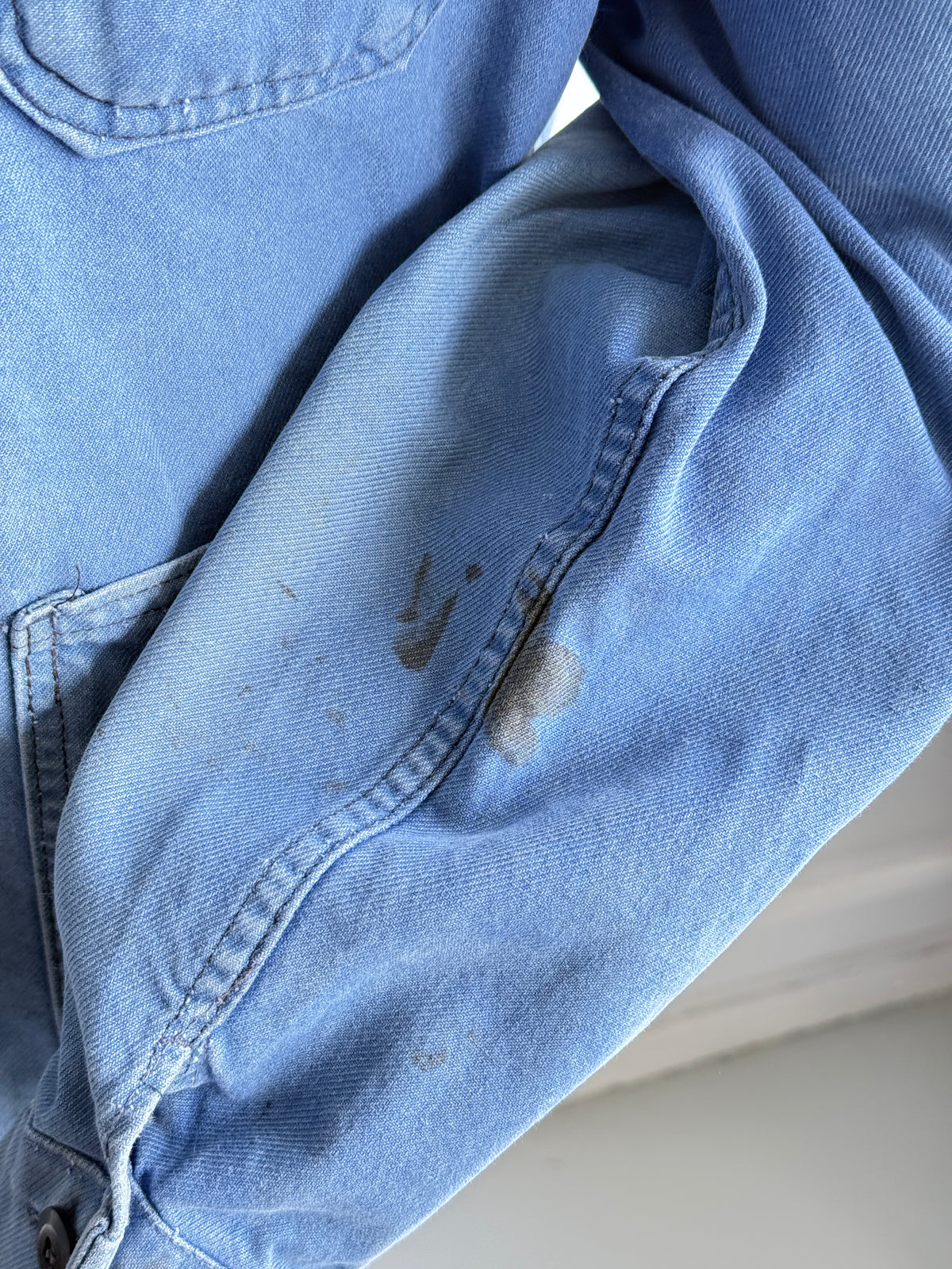 Thrashed Blue Le Mont Carmel 70s Vintage Workwear Chore Jacket CH515 - Medium