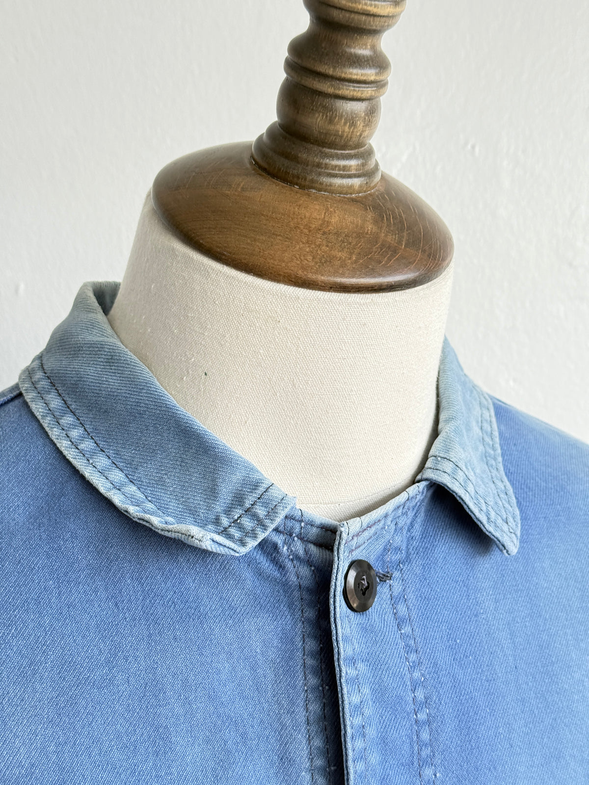 Thrashed Blue Le Mont Carmel 70s Vintage Workwear Chore Jacket CH515 - Medium