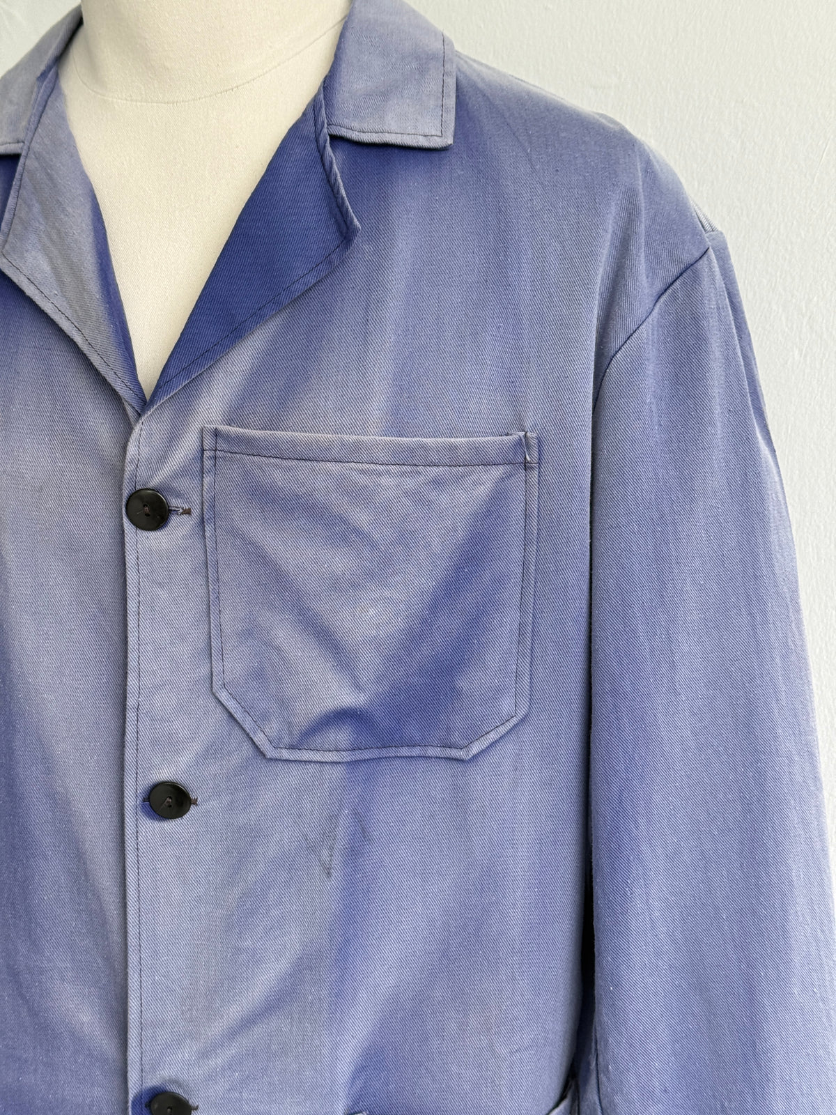 Faded Blue French 1970's Vintage Workwear Chore Jacket CH389 - Small