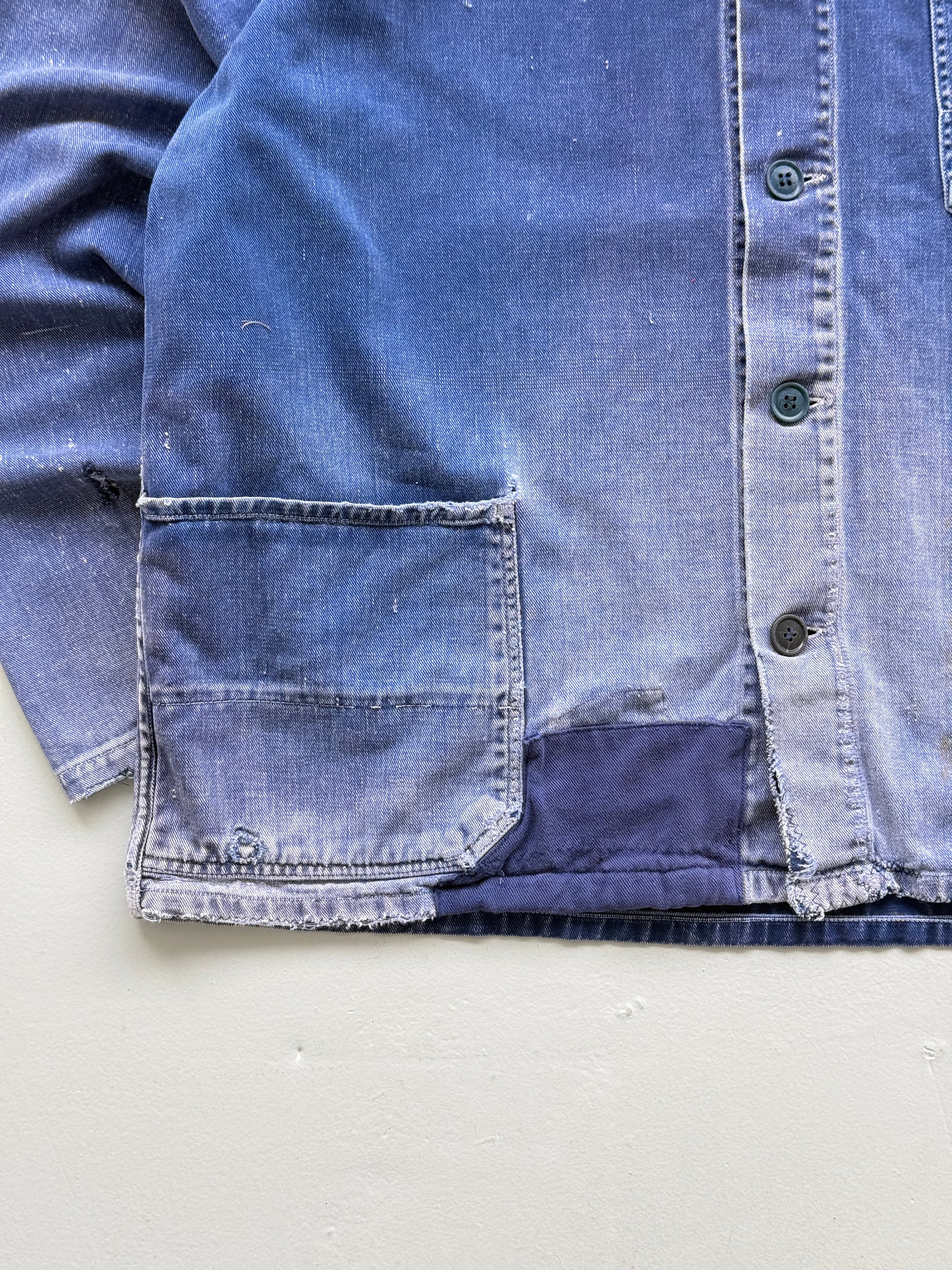Thrashed Blue French 60's/70's Vintage Workwear Chore Jacket CH384 - Medium