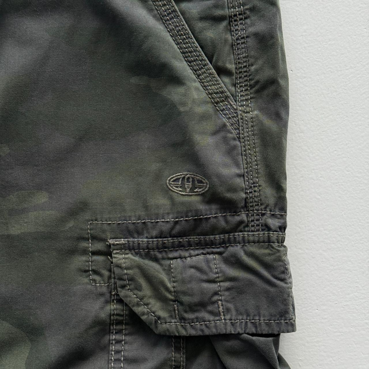 Dark Green Animal Surfwear Cotton 00’s Cargo Shorts - 32"