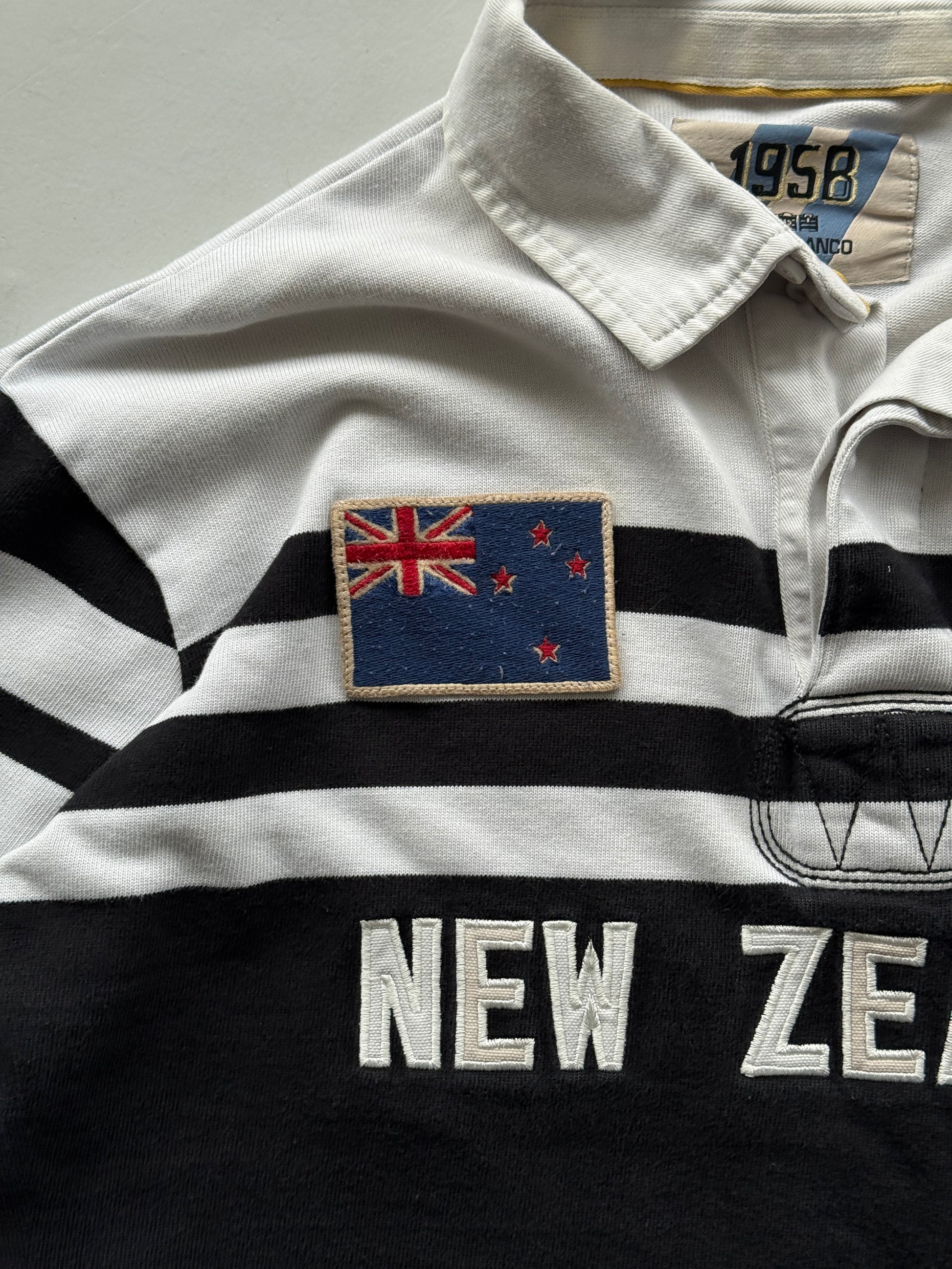 Black Striped New Zealand Rugby Jersey 00's Vintage Long Sleeve Polo - Small