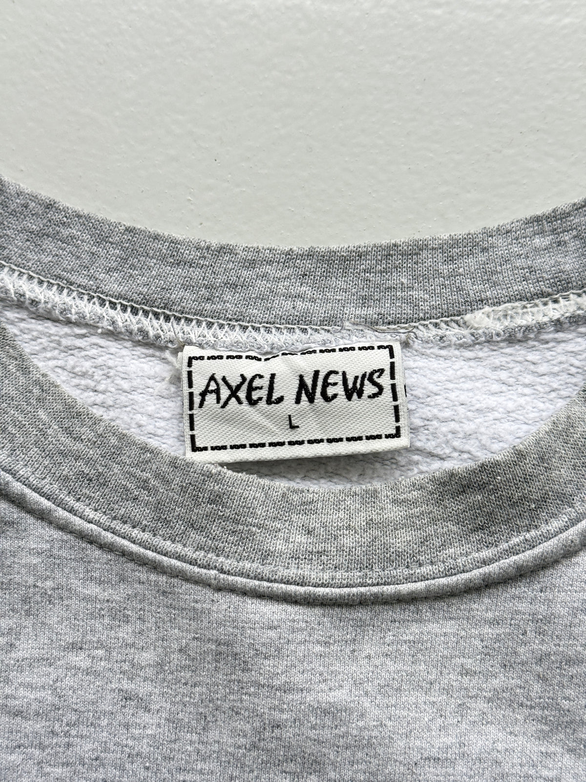 Axel News Chinese Dragon 90's Vintage Sweatshirt - Large