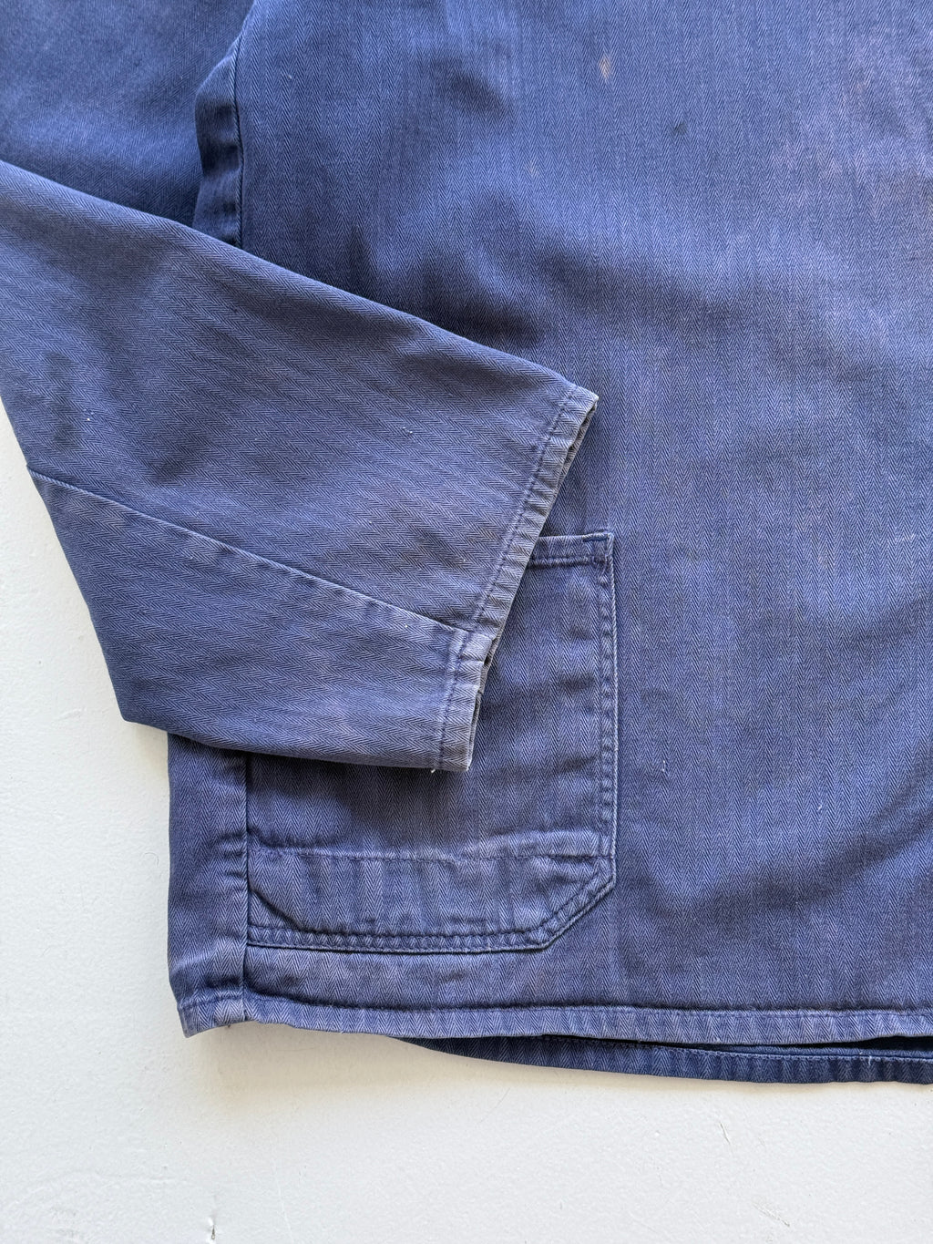 Thrashed Blue Herringbone French Vintage Workwear Chore Jacket CH363 - Large