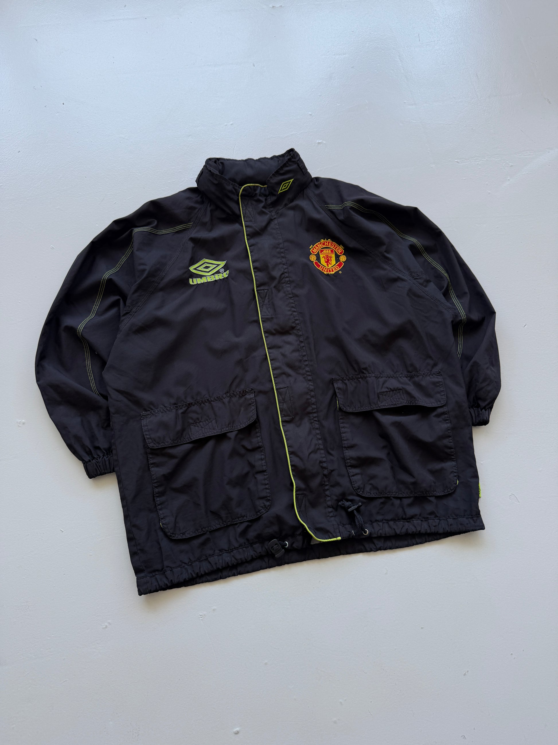 Umbro Manchester United Sharp 90's Vintage Windbreaker Jacket - Large