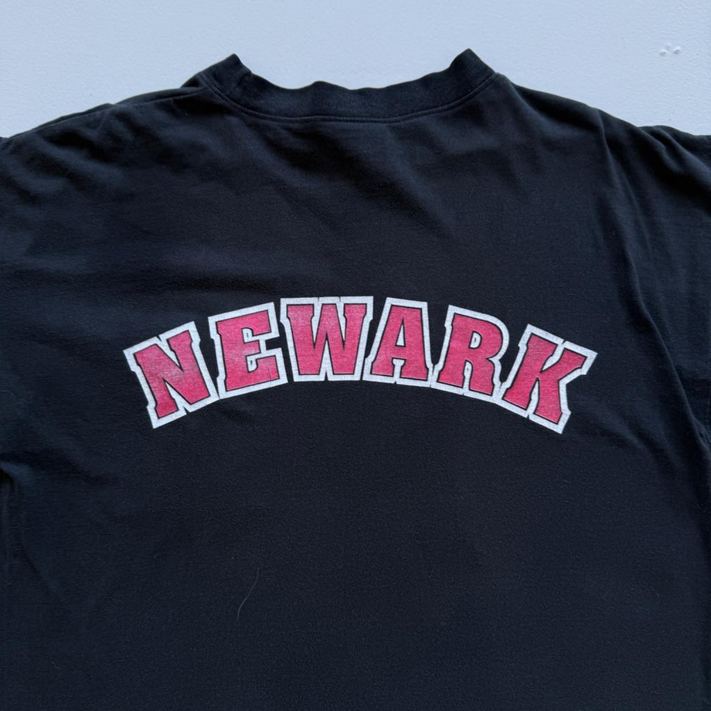 Black Newark 90s Vintage Graphic T-Shirt - XL