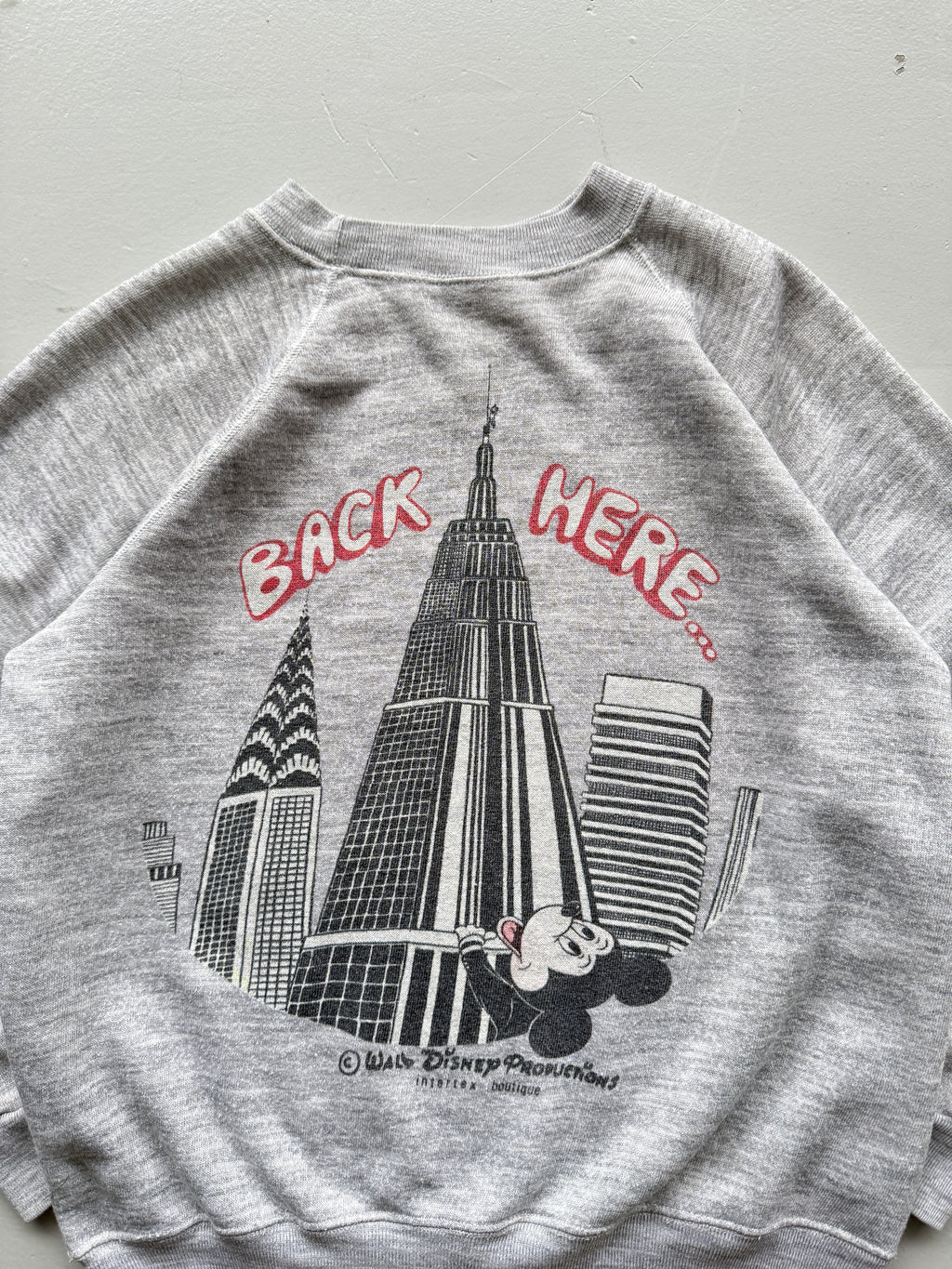 Grey Minnie Mouse 70's Vintage Disney Graphic Sweatshirt Jumper - Size 8